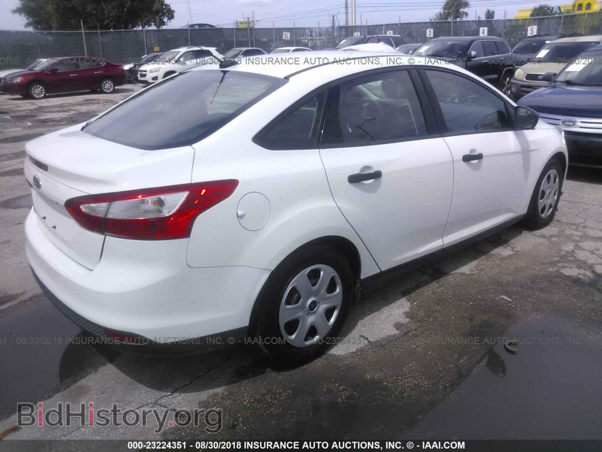 2012 Ford Focus - VIN: 1FAHP3E23CL287871 - Фото 4