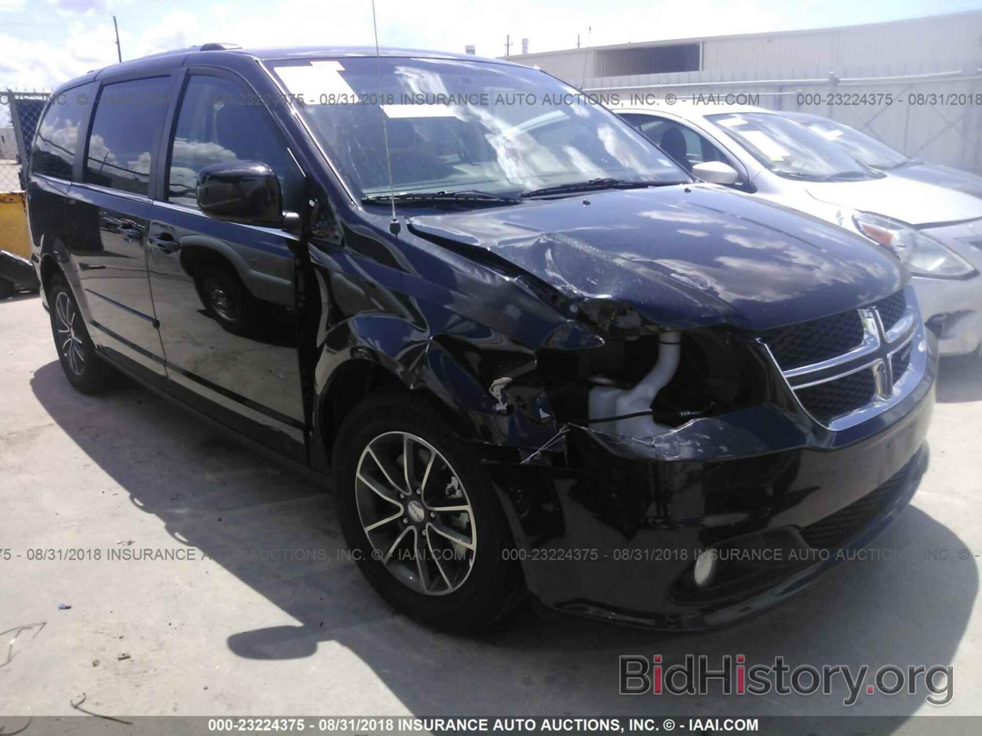 Photo 2C4RDGCG2HR863557 - Dodge Grand caravan 2017