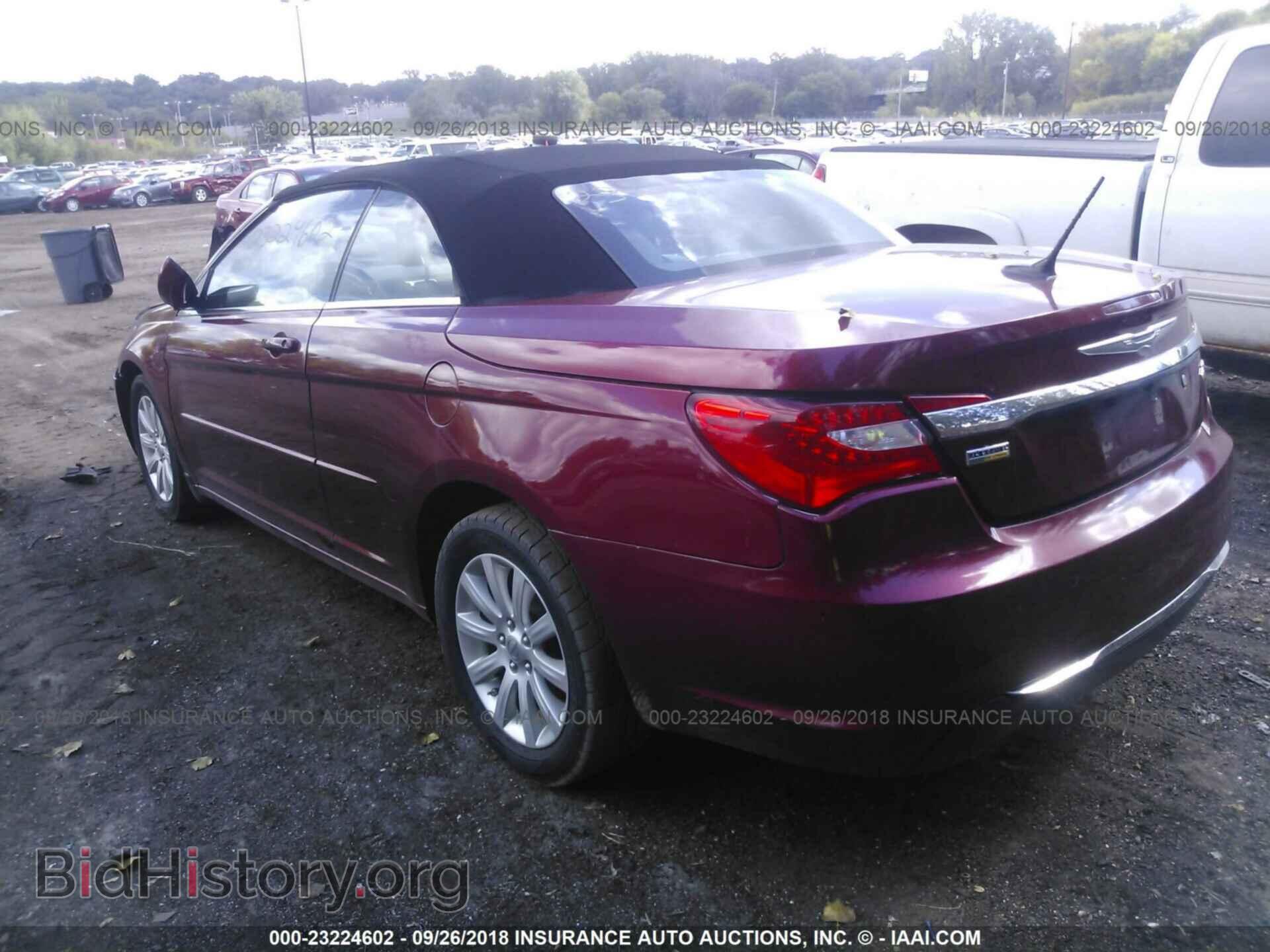 2012 Chrysler 200 - VIN: 1C3BCBEG6CN256317 - Фото 3