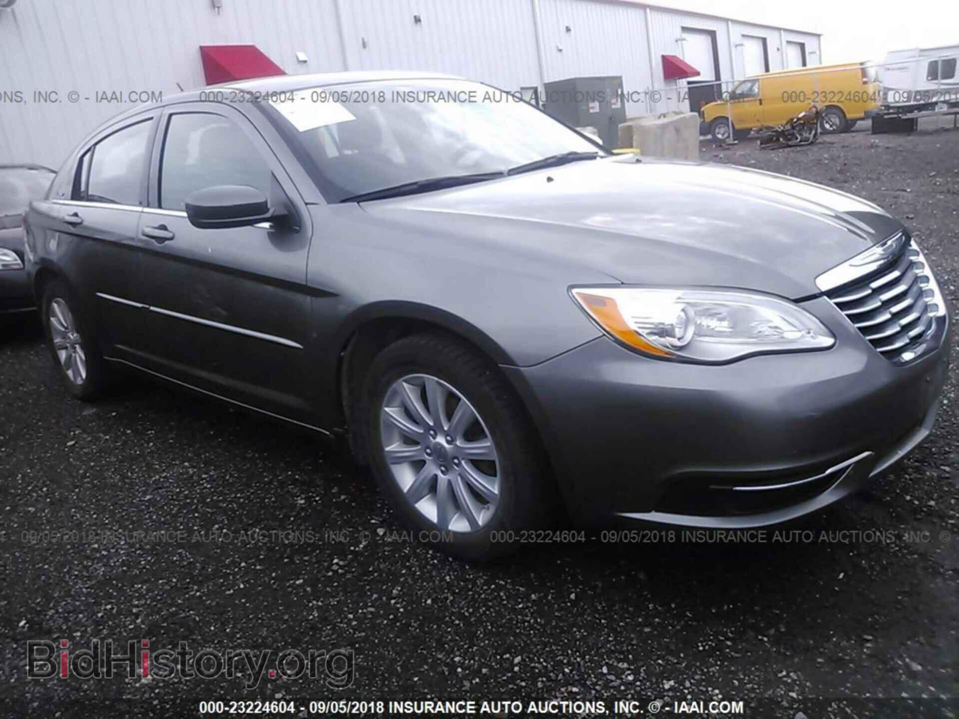 Фотография 1C3CCBBG6DN715324 - Chrysler 200 2013