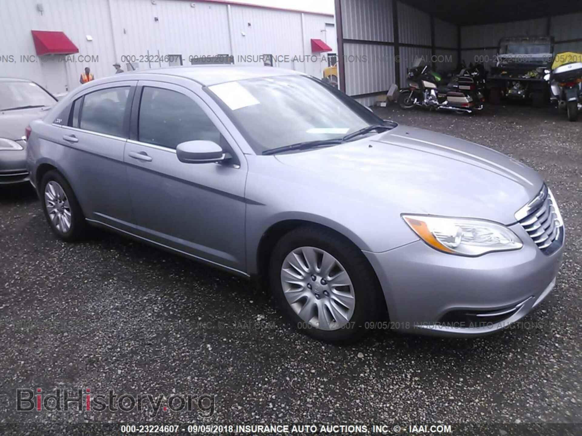Фотография 1C3CCBAG4DN767634 - Chrysler 200 2013