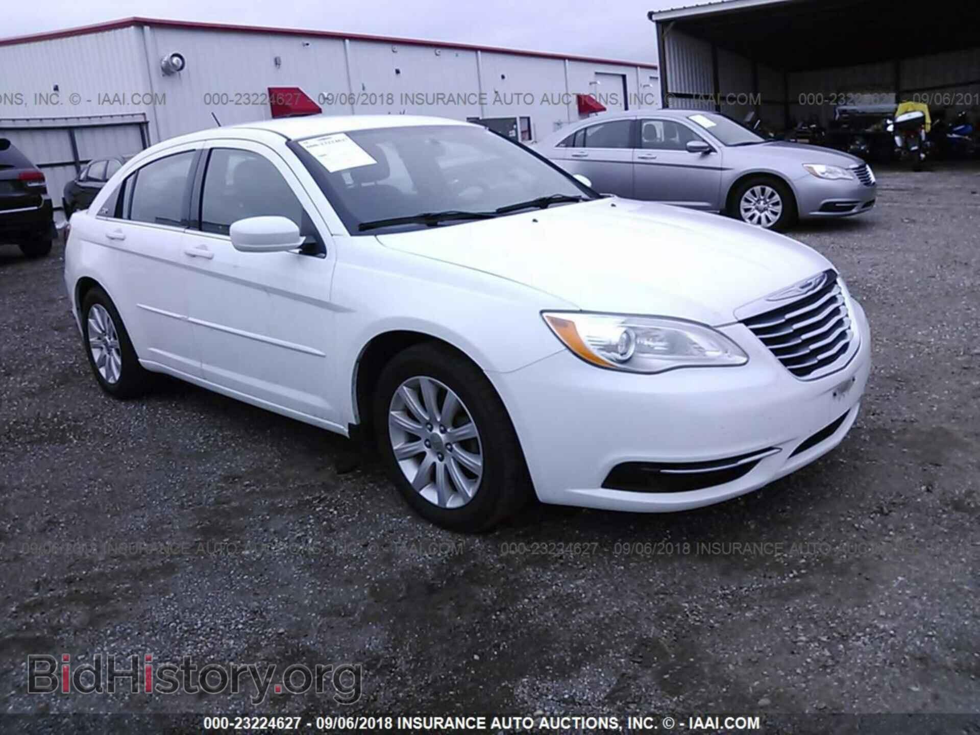 2013 Chrysler 200 - VIN: 1C3CCBBG1DN711164 - Фото 6