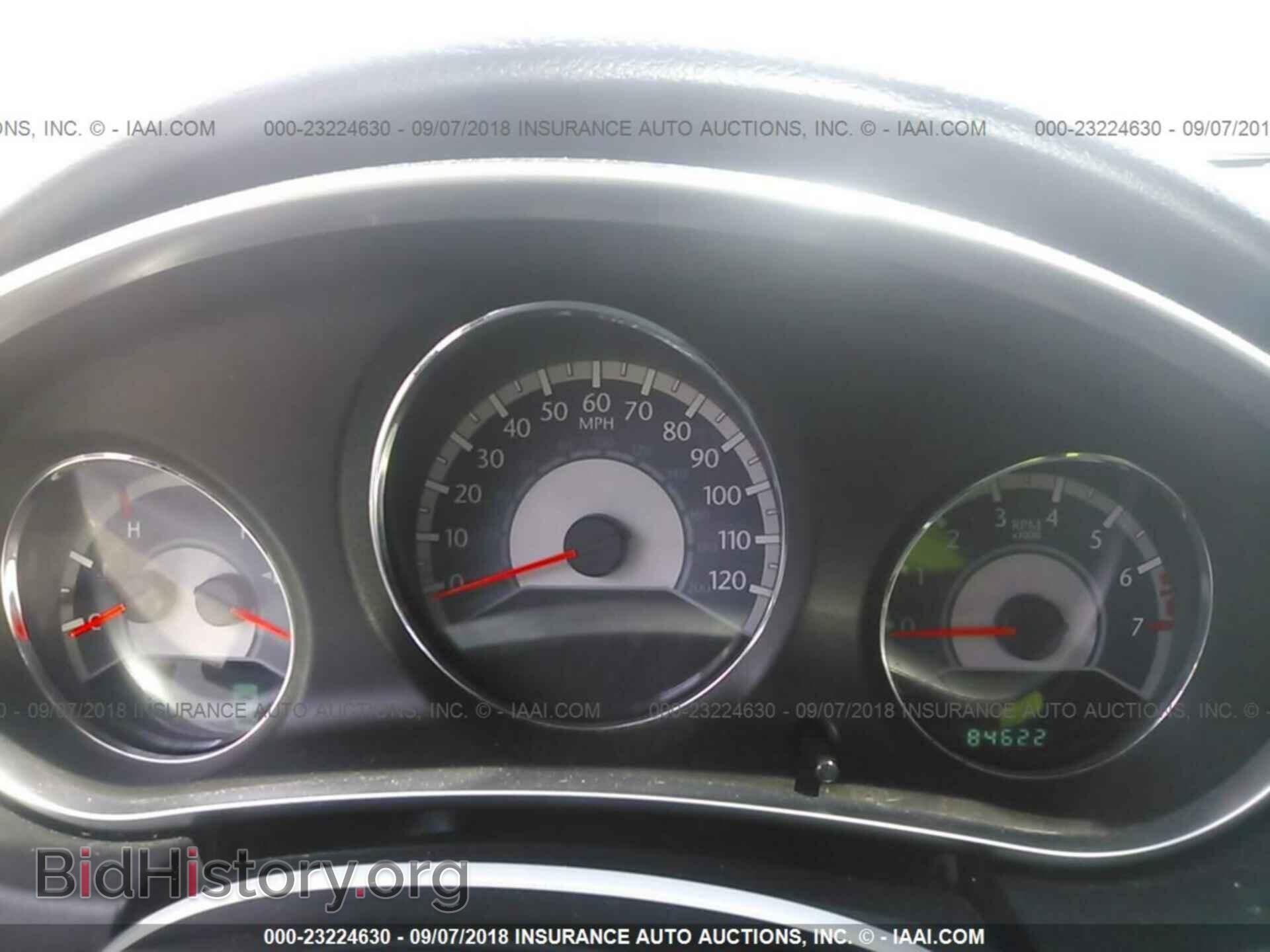 2011 Chrysler 200 - VIN: 1C3BC1FB2BN595085 - Photo 7