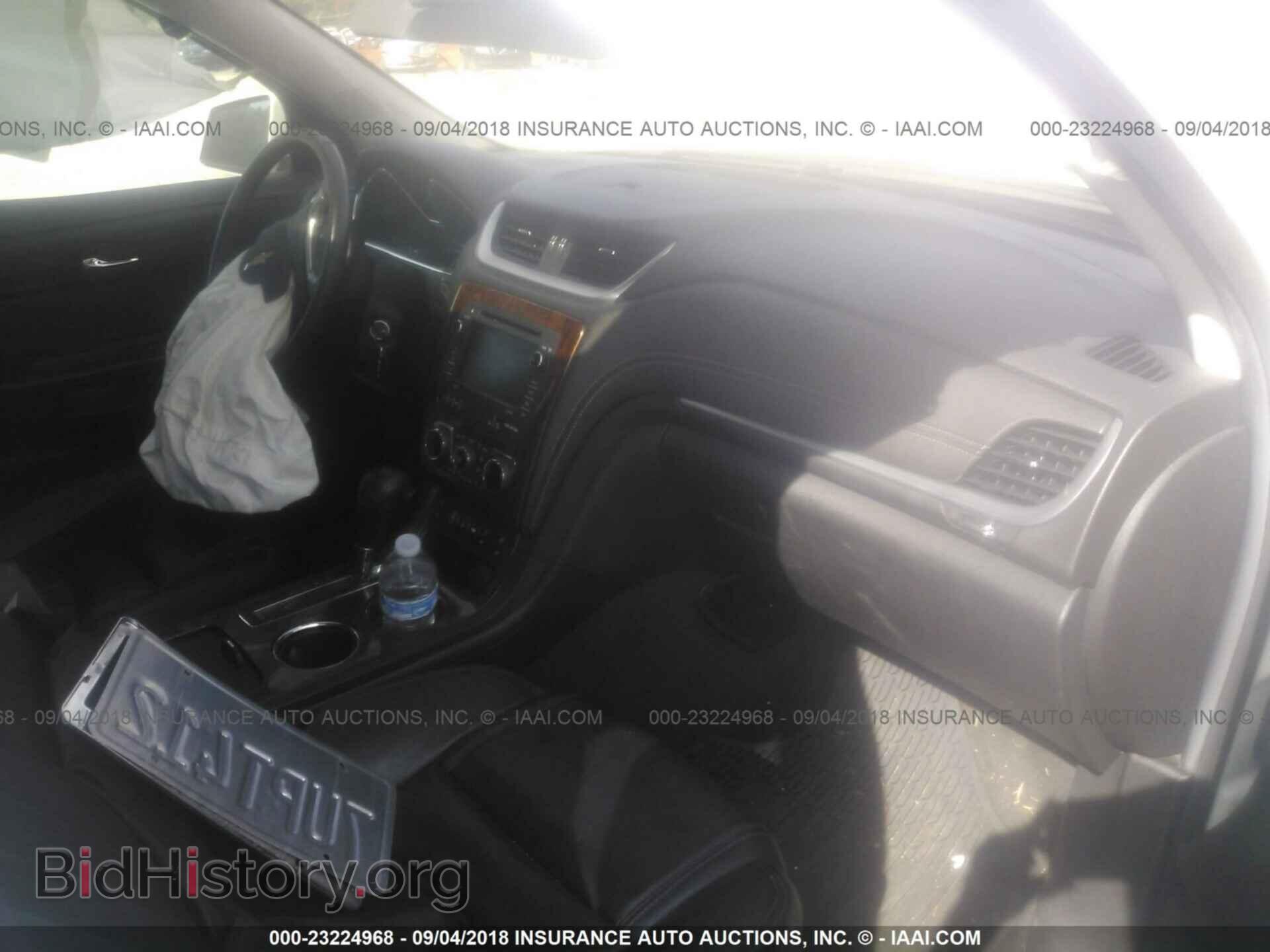 2014 Chevrolet Traverse - VIN: 1GNKRJKD8EJ214229 - Фото 5