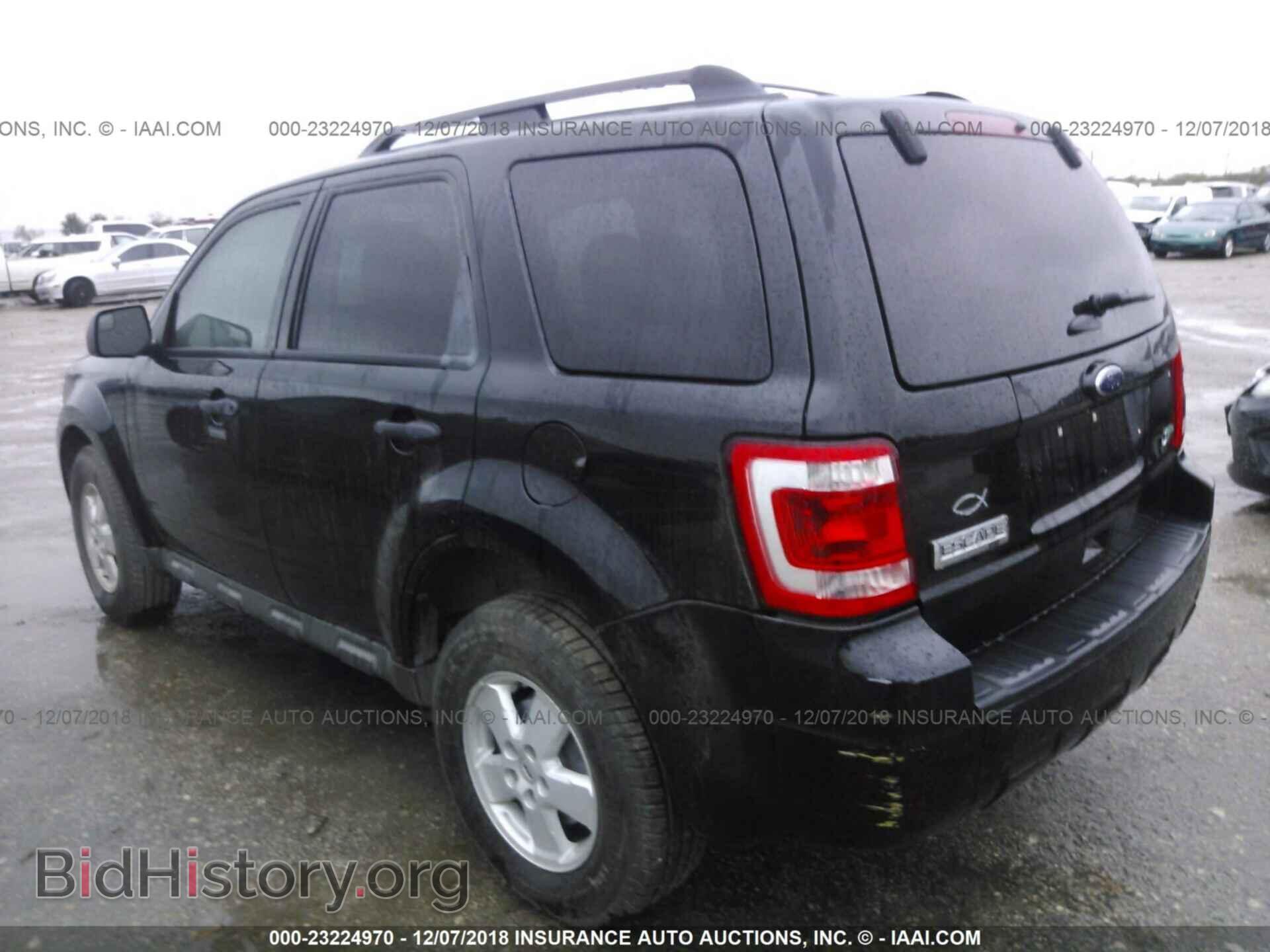 2012 Ford Escape - VIN: 1FMCU0DG8CKB66070 - Фото 3