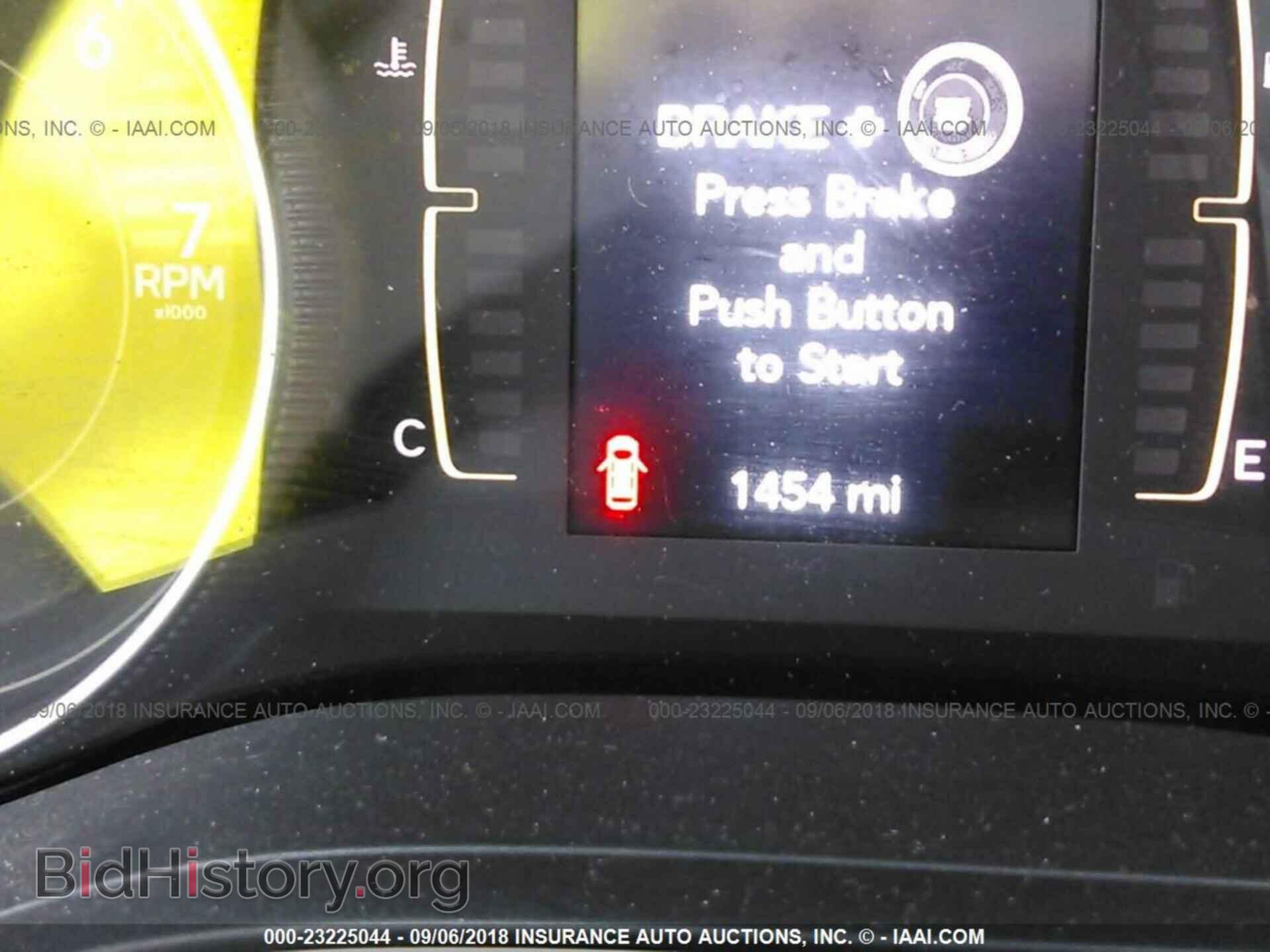 2019 Jeep Cherokee - VIN: 1C4PJMLB0KD213414 - Photo 7