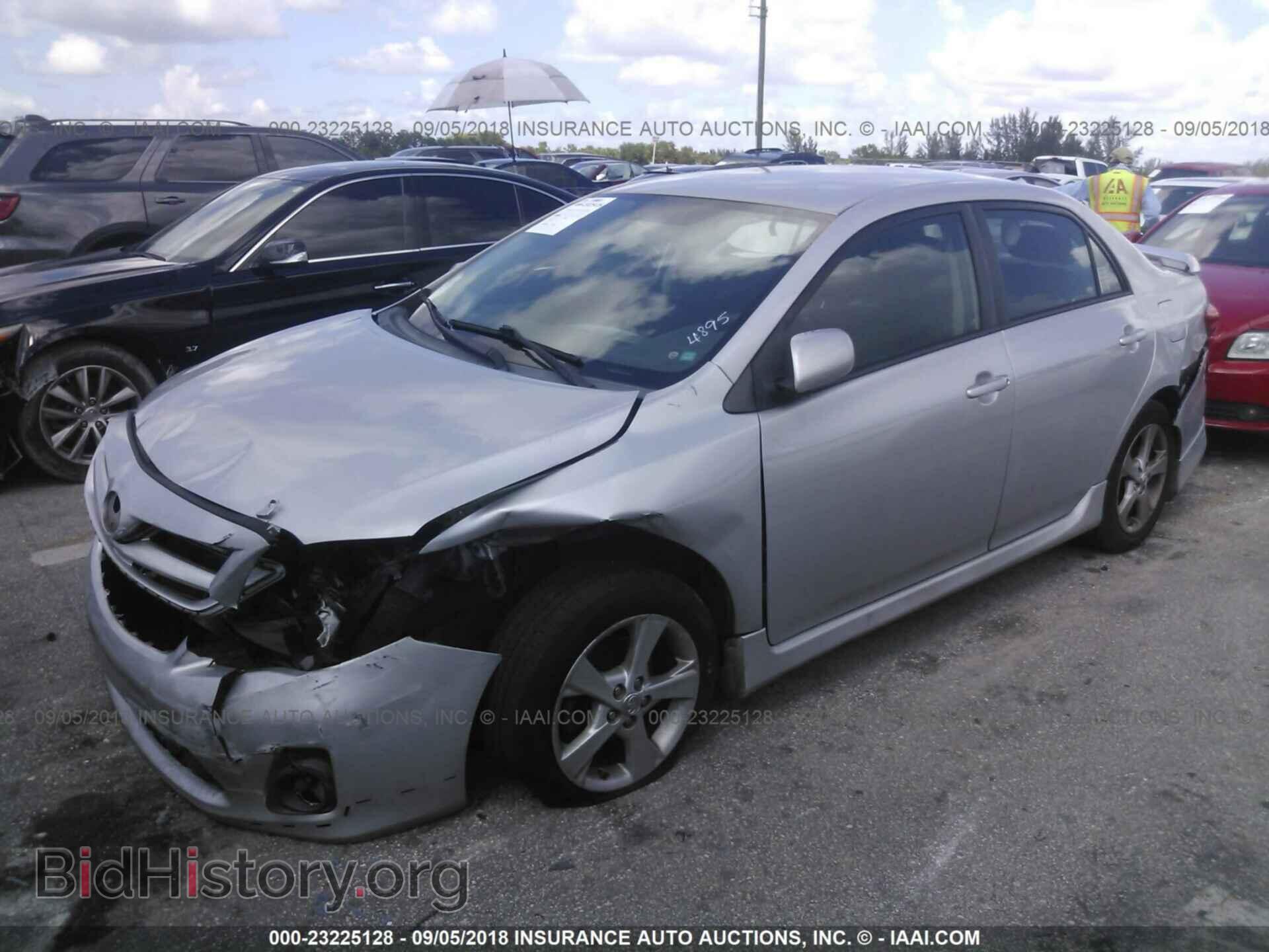2011 Toyota Corolla - VIN: 2T1BU4EE8BC644895 - Photo 2