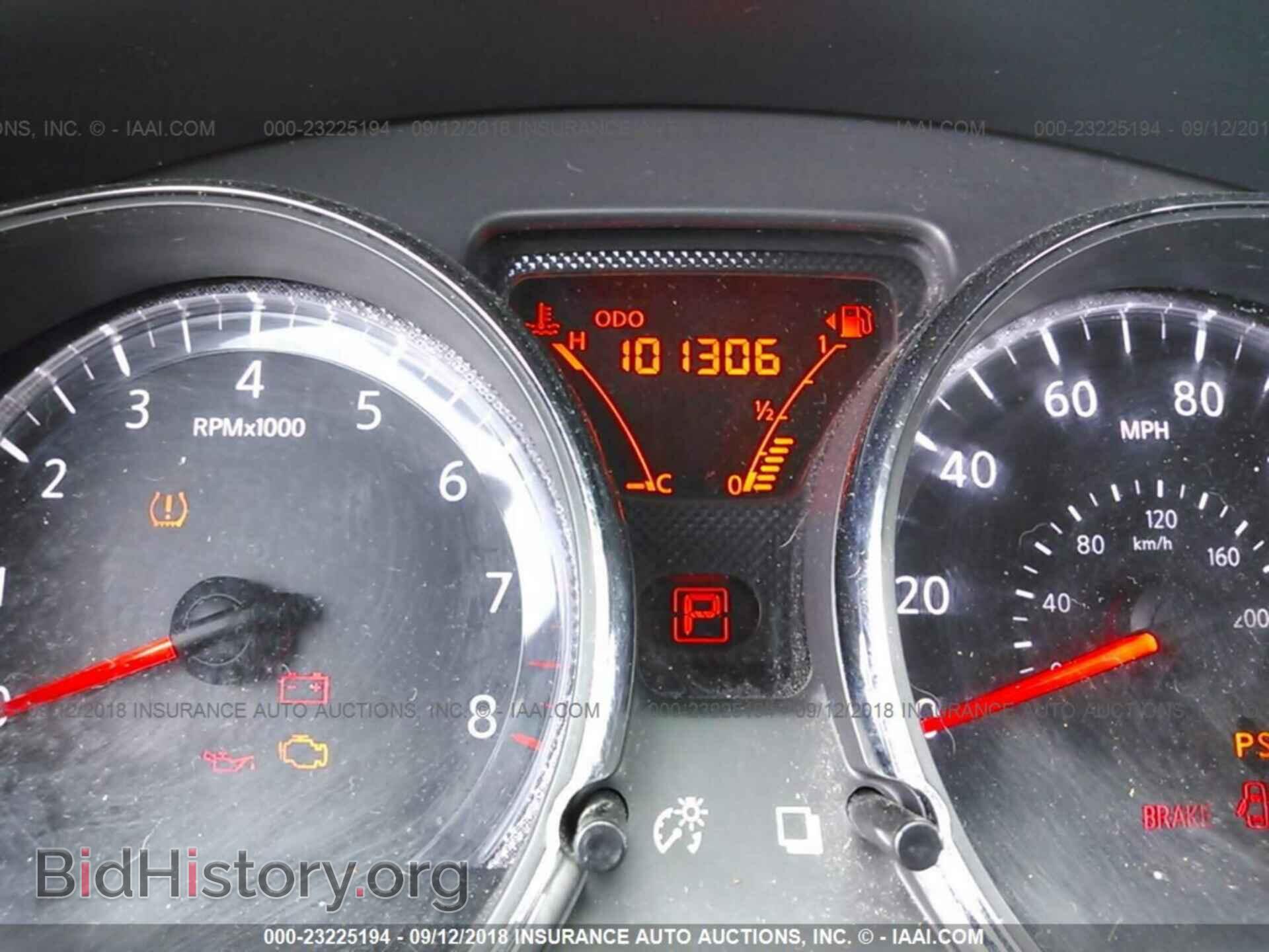 2014 Nissan Versa note - VIN: 3N1CE2CP7EL375352 - Photo 7