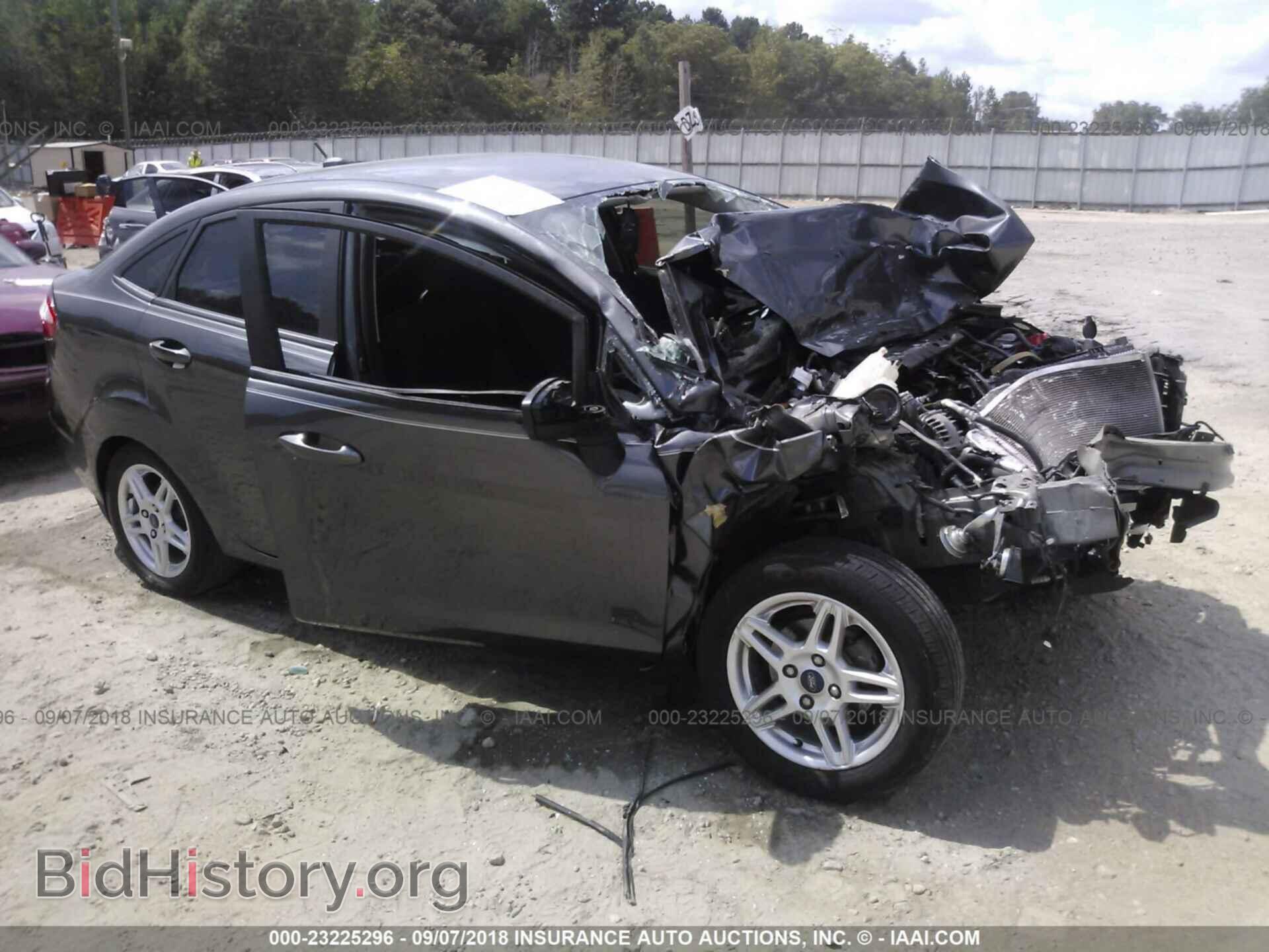 Photo 3FADP4BJ3HM145901 - Ford Fiesta 2017