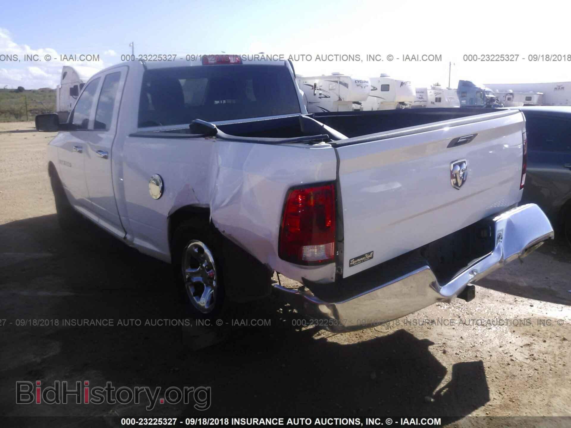 2011 Dodge Ram 1500 - VIN: 1D7RB1GK5BS576968 - Фото 3
