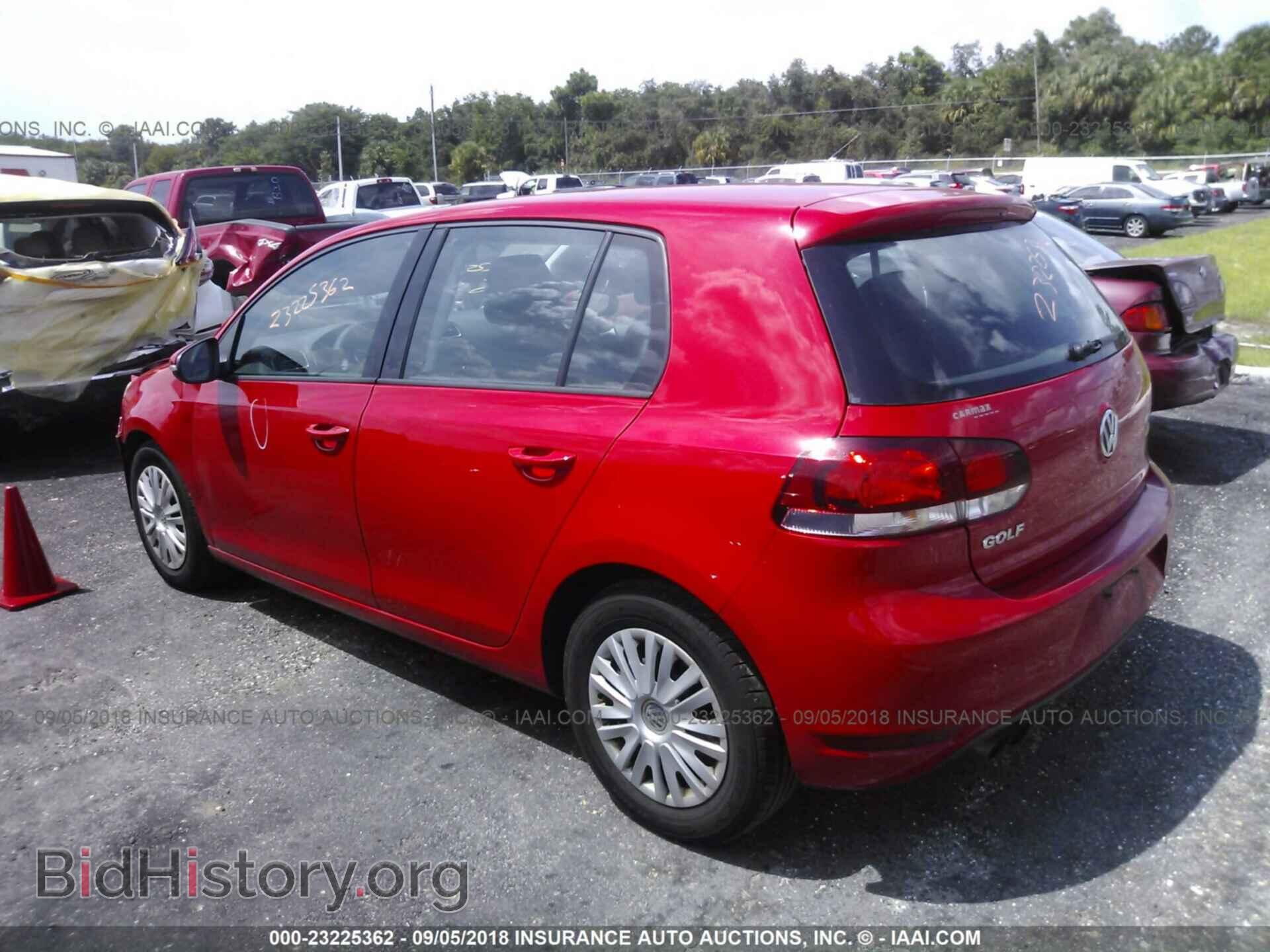 2012 Volkswagen Golf - VIN: WVWDB7AJ0CW293573 - Фото 3