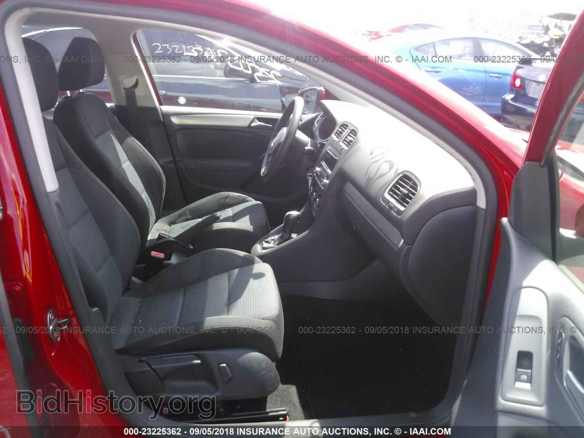 2012 Volkswagen Golf - VIN: WVWDB7AJ0CW293573 - Фото 5