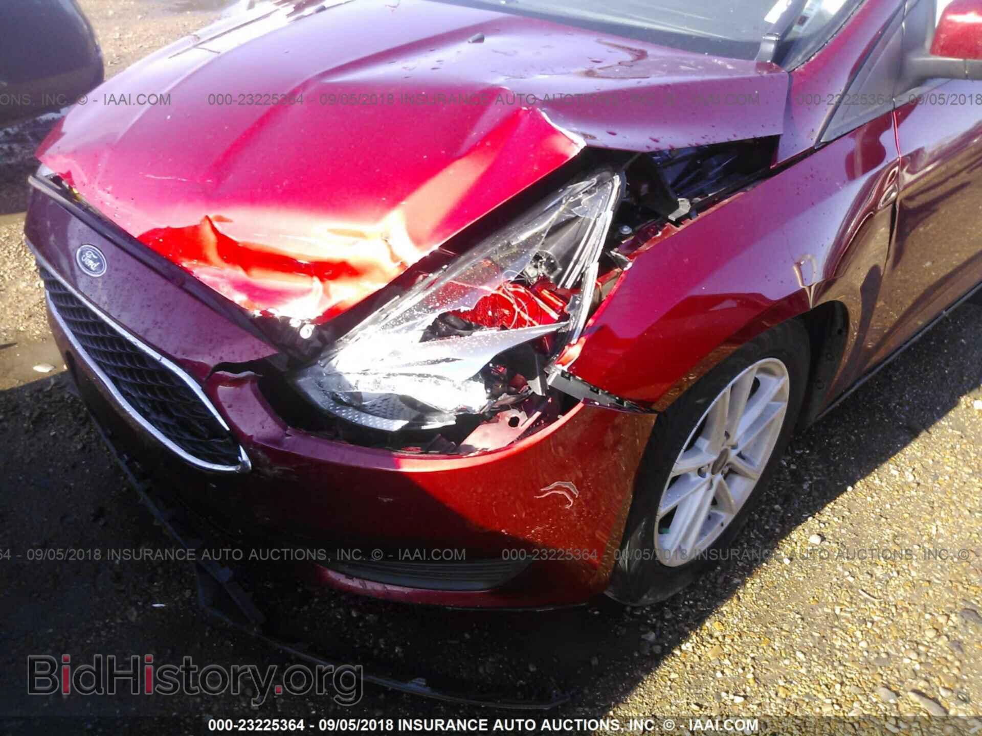 2017 Ford Focus - VIN: 1FADP3F2XHL274832 - Photo 6