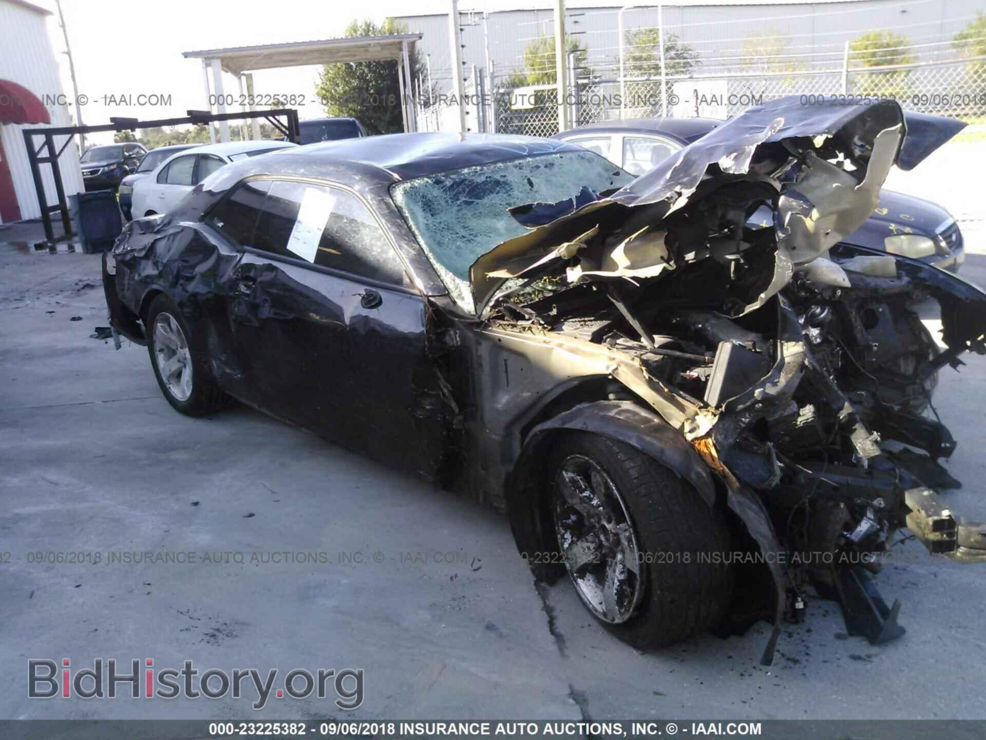 Photo 2C3CDYAG0EH111036 - Dodge Challenger 2014