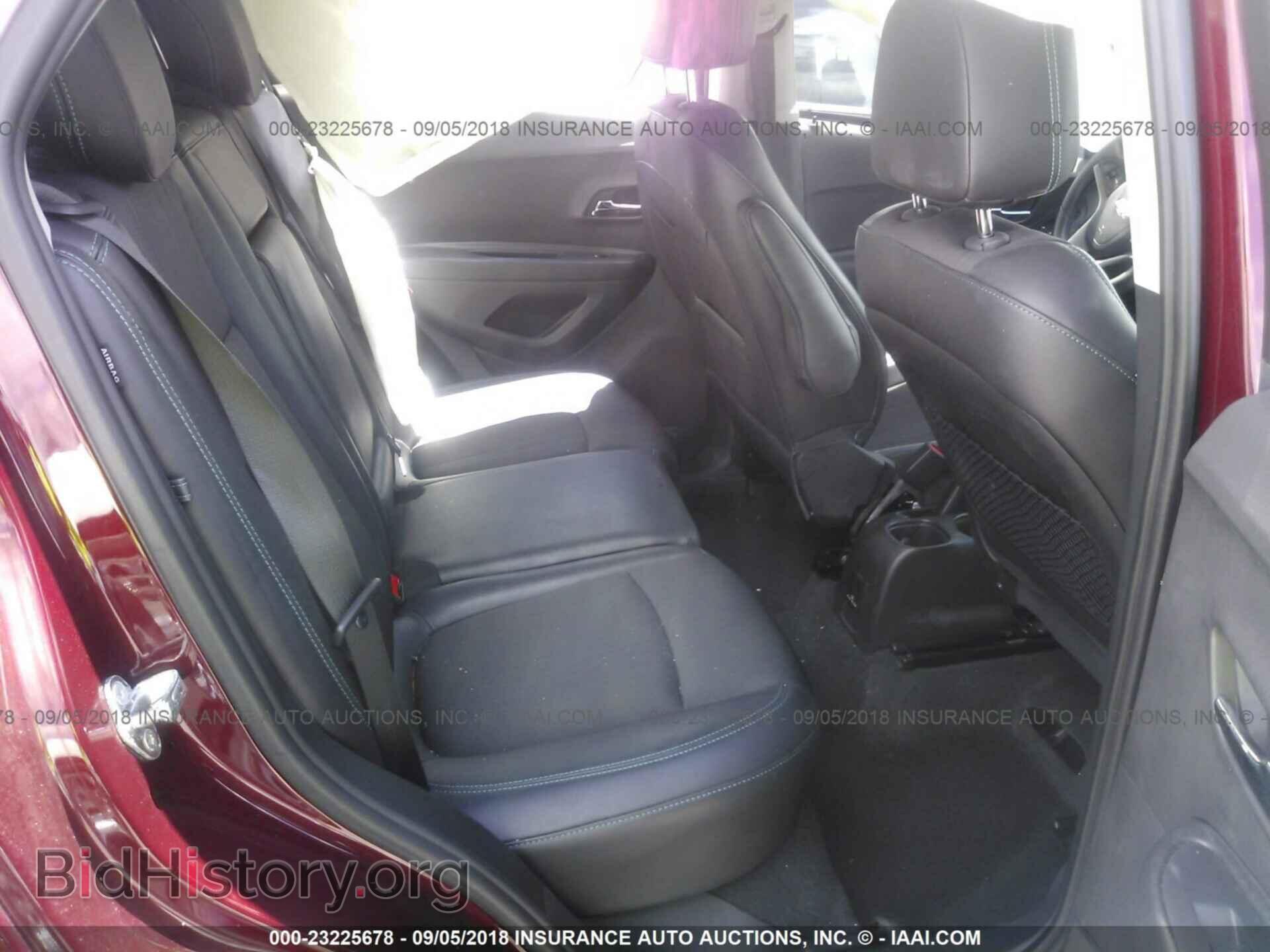 2016 Chevrolet Trax - VIN: 3GNCJLSB6GL240071 - Фото 8