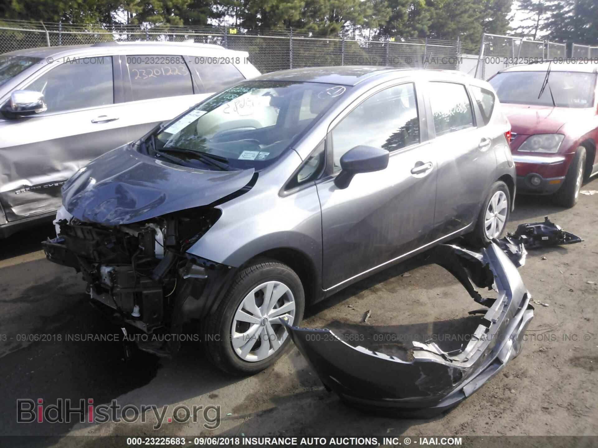 2017 Nissan Versa note - VIN: 3N1CE2CP3HL369200 - Photo 2