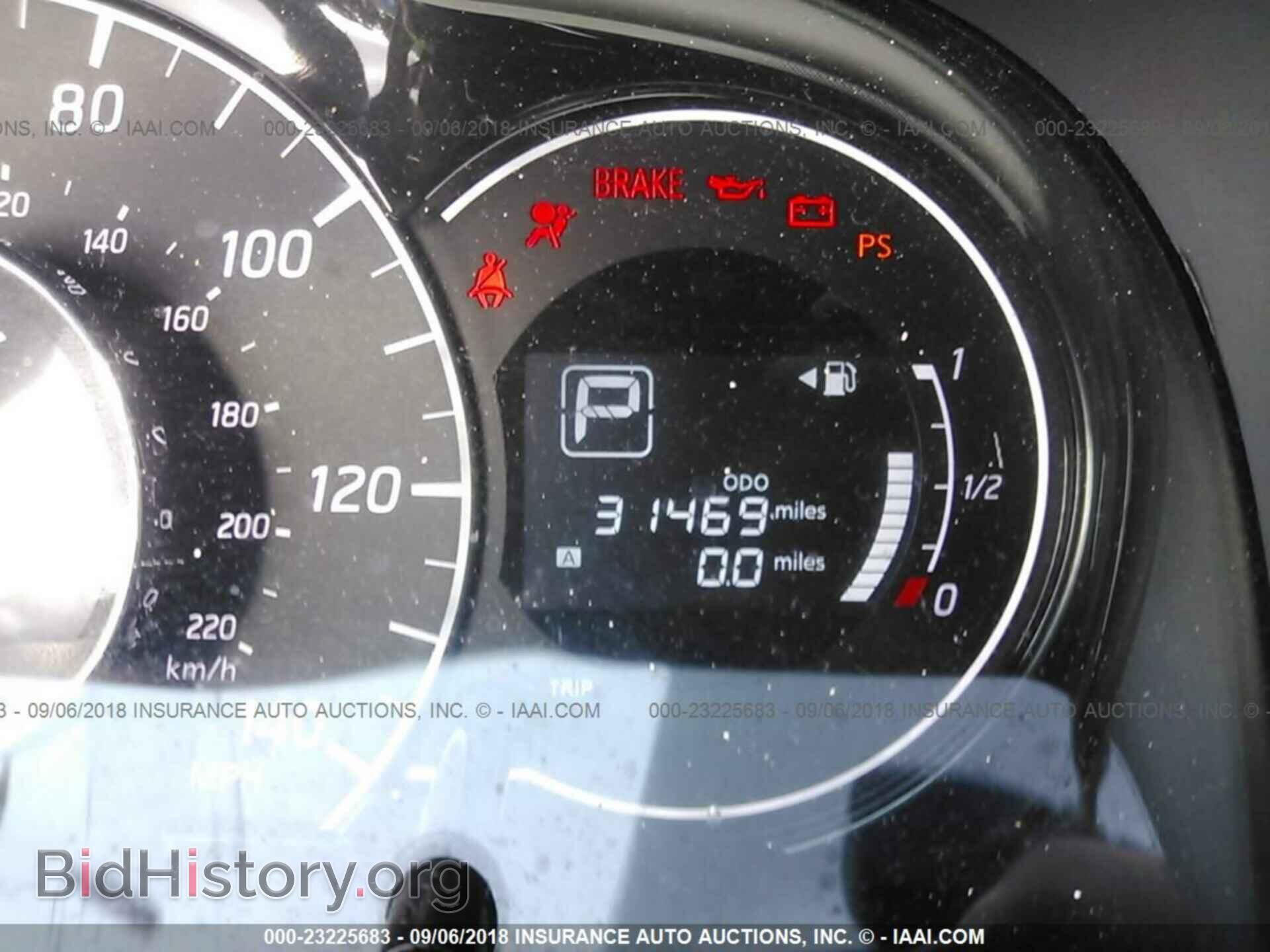 2017 Nissan Versa note - VIN: 3N1CE2CP3HL369200 - Photo 7