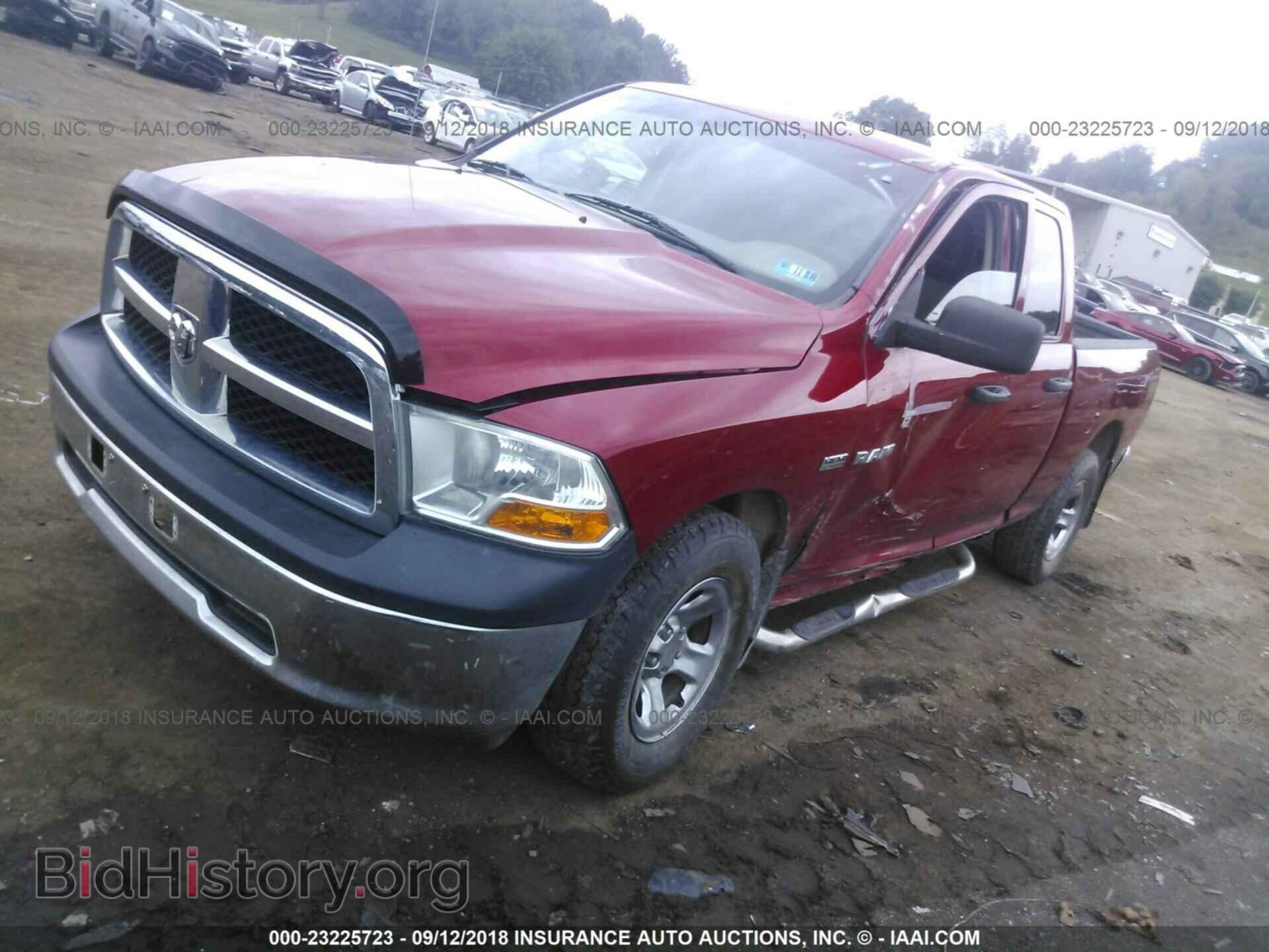 2010 DODGE RAM 1500 - VIN: 1D7RV1GT8AS257241 - Фото 2