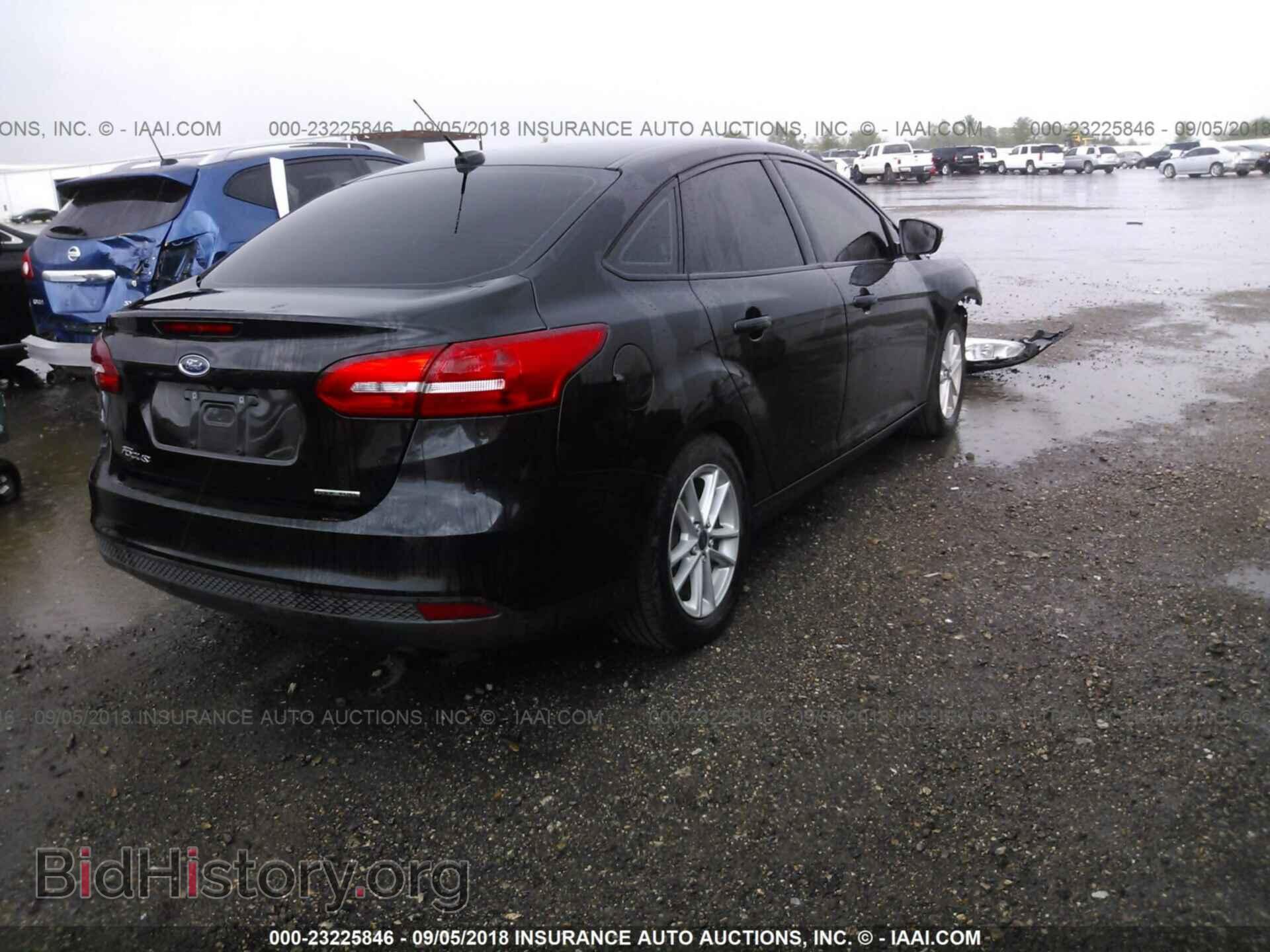 2015 FORD FOCUS - VIN: 1FADP3F25FL201932 - Photo 4