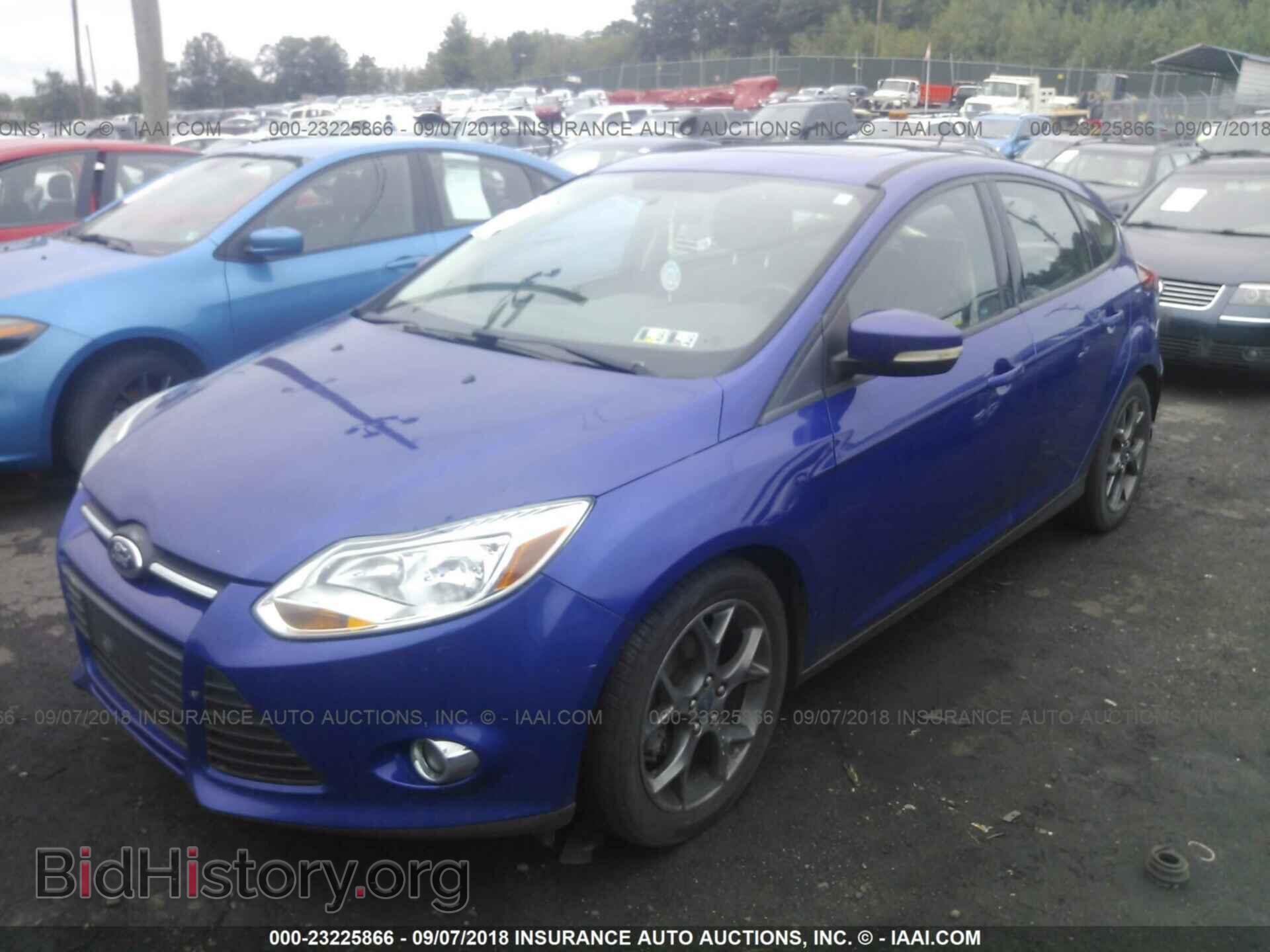 2013 Ford Focus - VIN: 1FADP3K27DL302926 - Фото 2