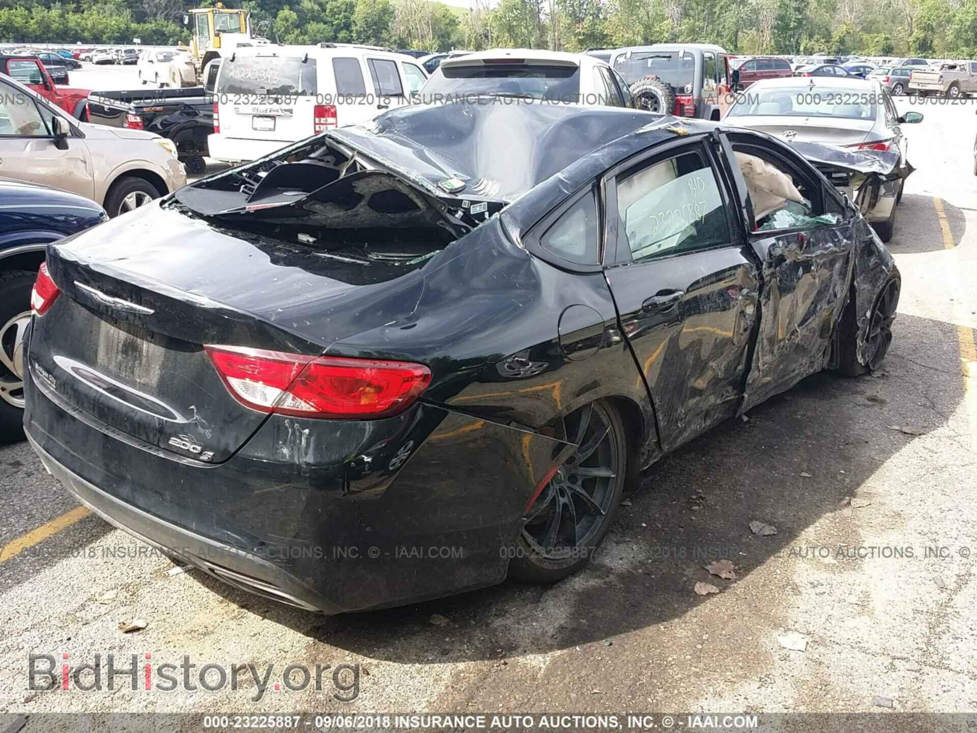 2016 Chrysler 200 - VIN: 1C3CCCBG0GN134203 - Фото 4