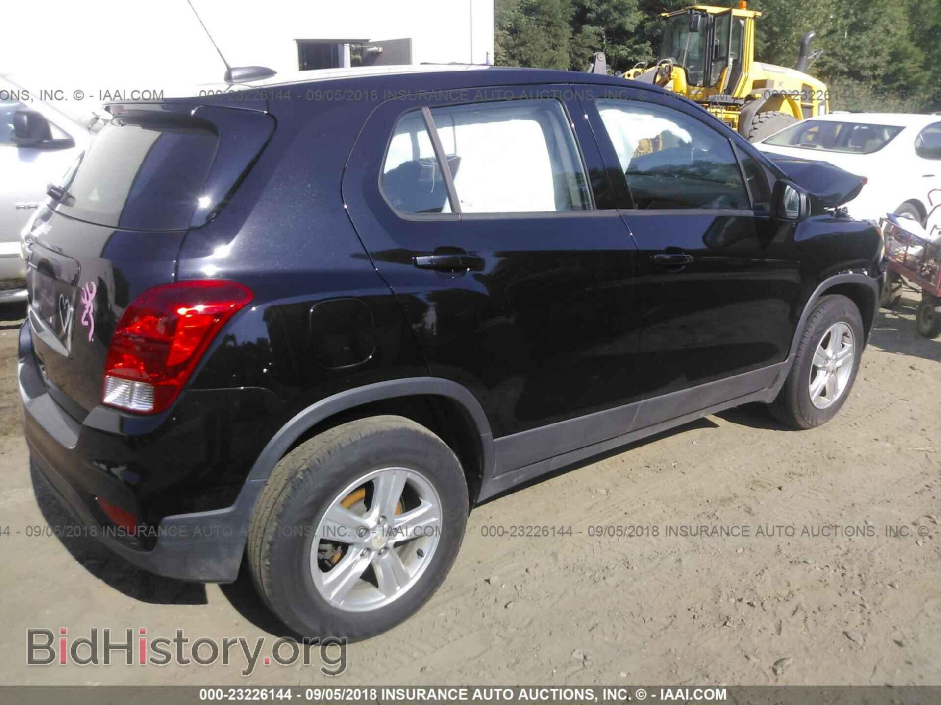 2017 Chevrolet Trax - VIN: 3GNCJNSB2HL216170 - Фото 4
