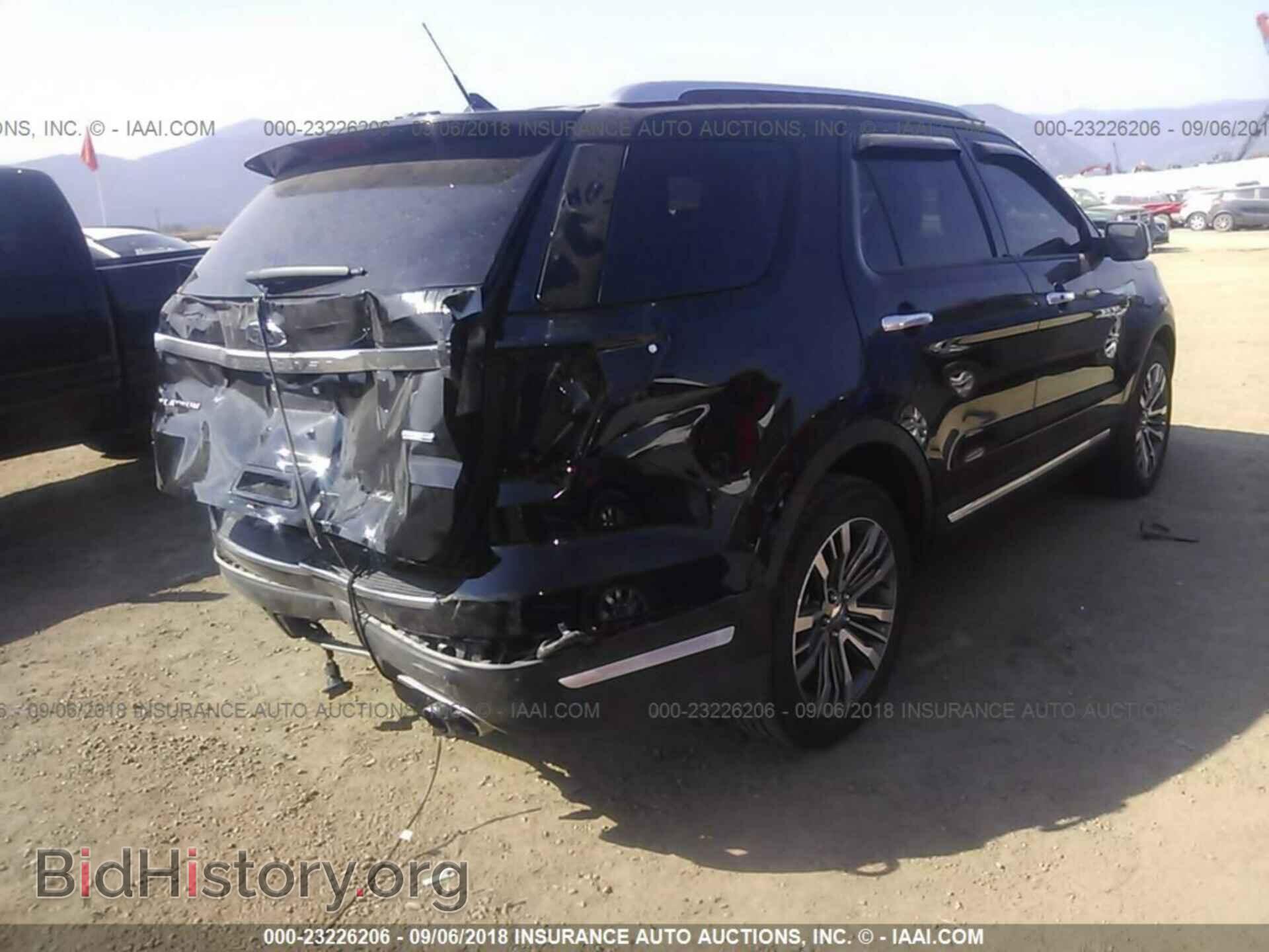 2018 Ford Explorer - VIN: 1FM5K8HT8JGB32702 - Photo 4