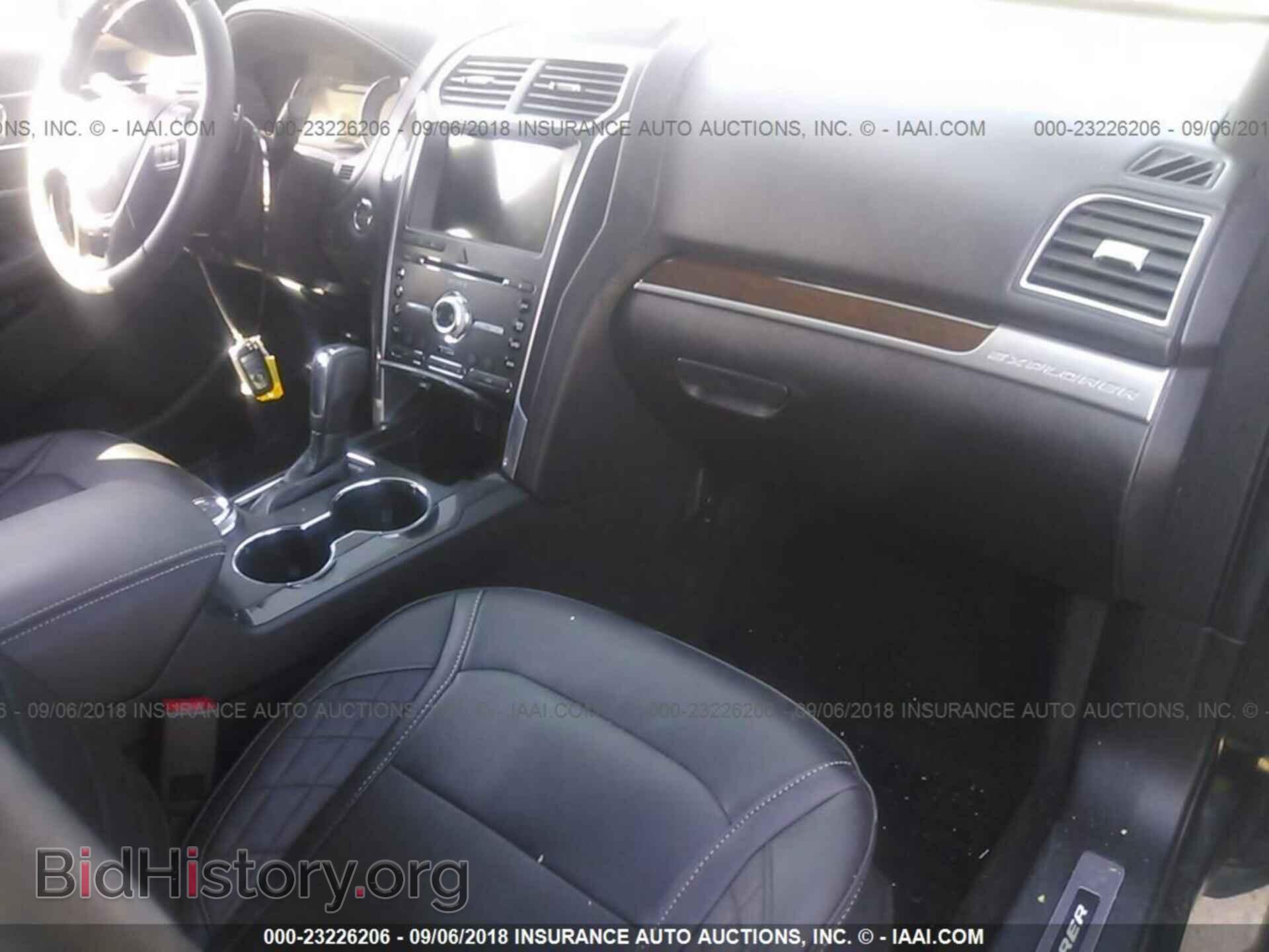 2018 Ford Explorer - VIN: 1FM5K8HT8JGB32702 - Photo 5