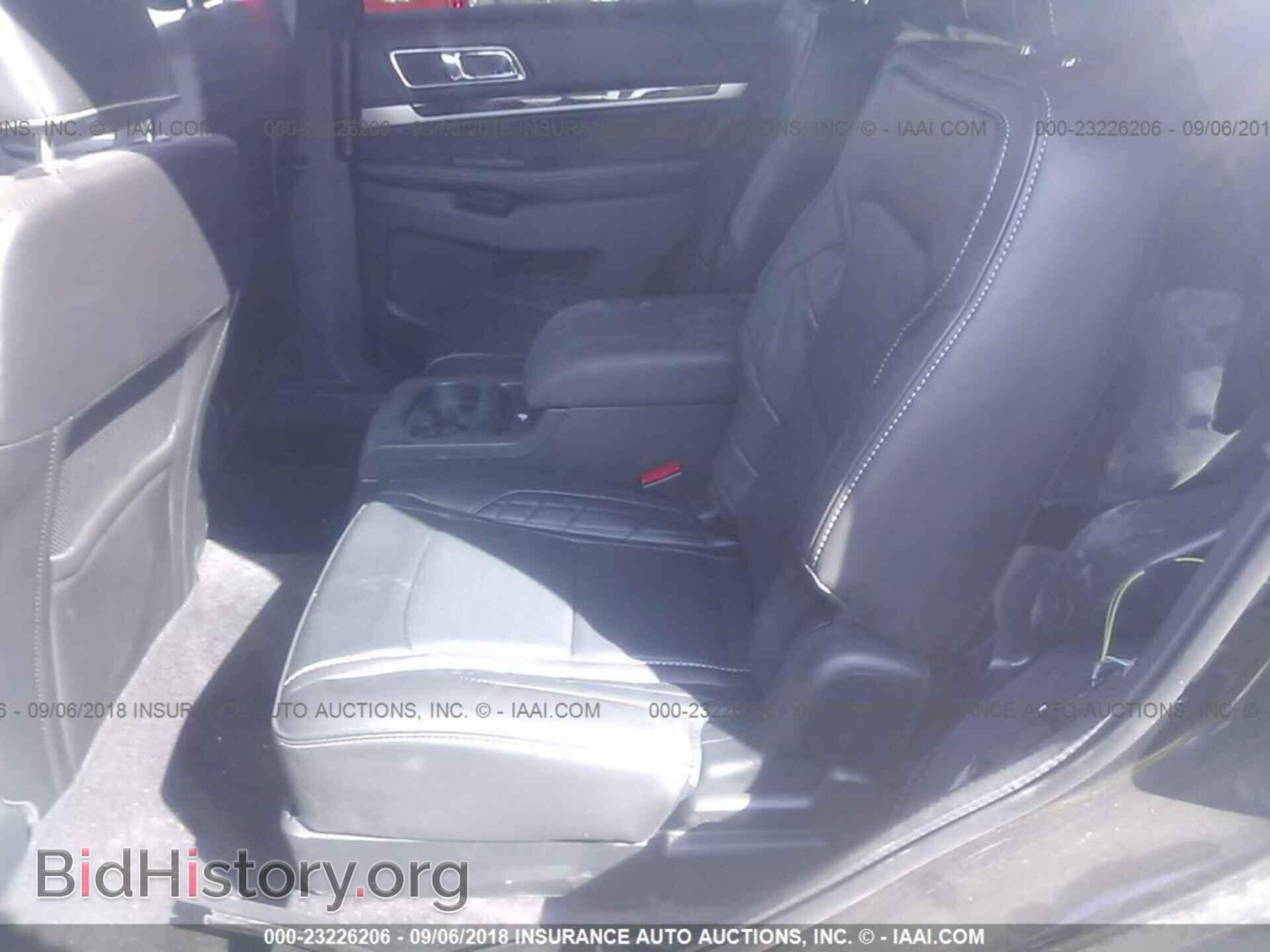 2018 Ford Explorer - VIN: 1FM5K8HT8JGB32702 - Photo 8