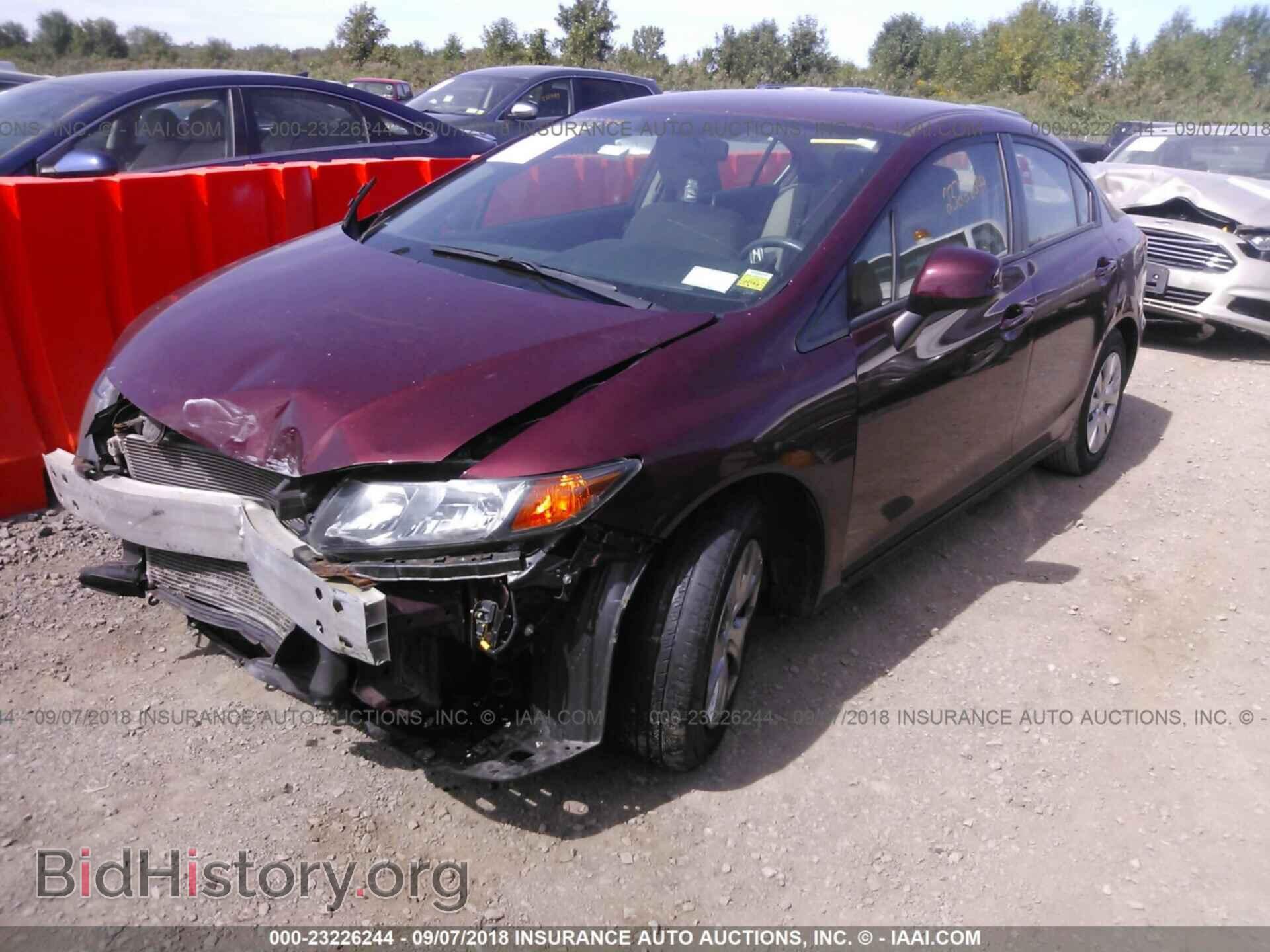 2012 Honda Civic - VIN: 2HGFB2F52CH543595 - Фото 2