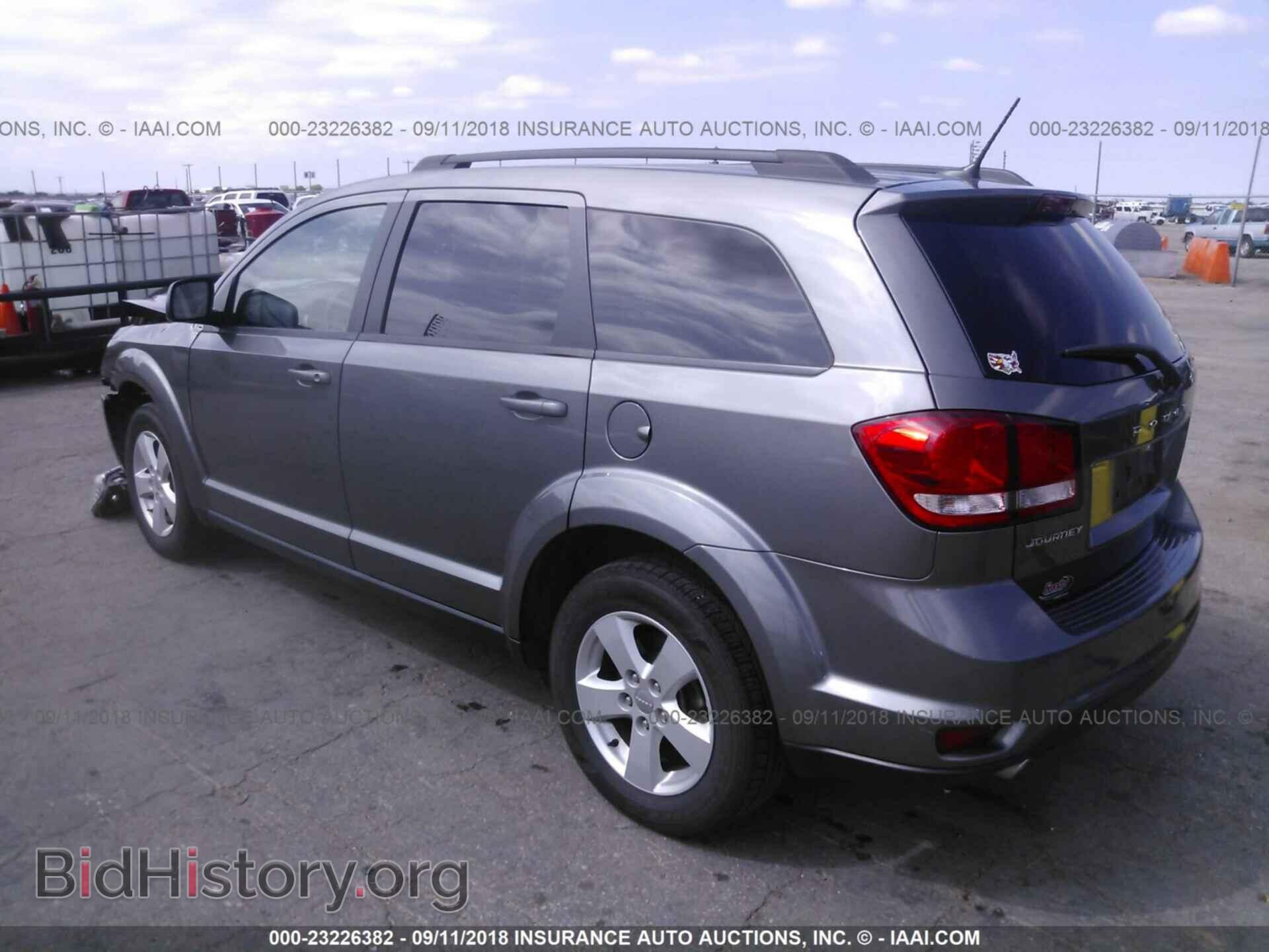 2012 Dodge Journey - VIN: 3C4PDCBG5CT180680 - Фото 3