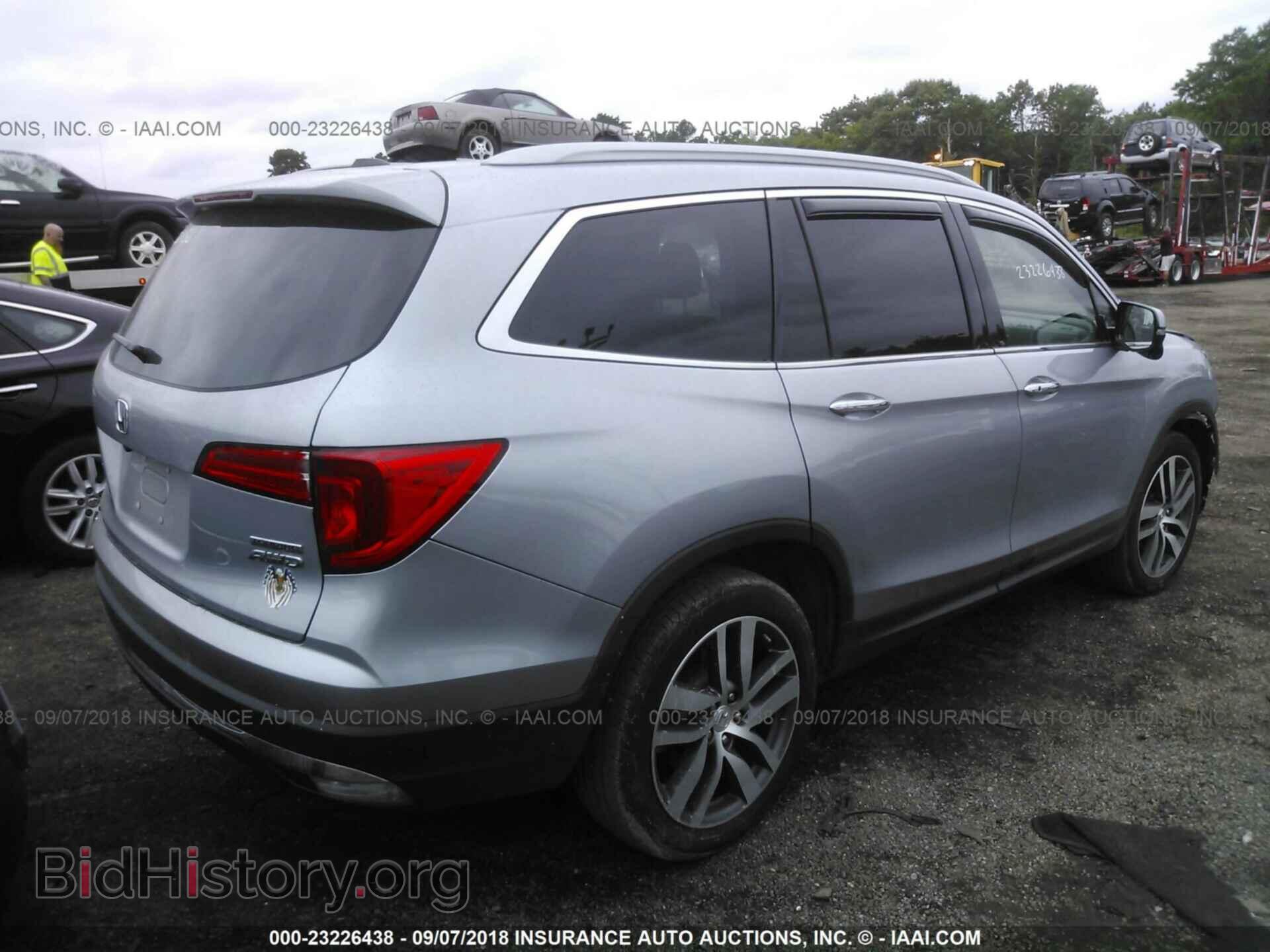 2017 Honda Pilot - VIN: 5FNYF6H9XHB040560 - Фото 4
