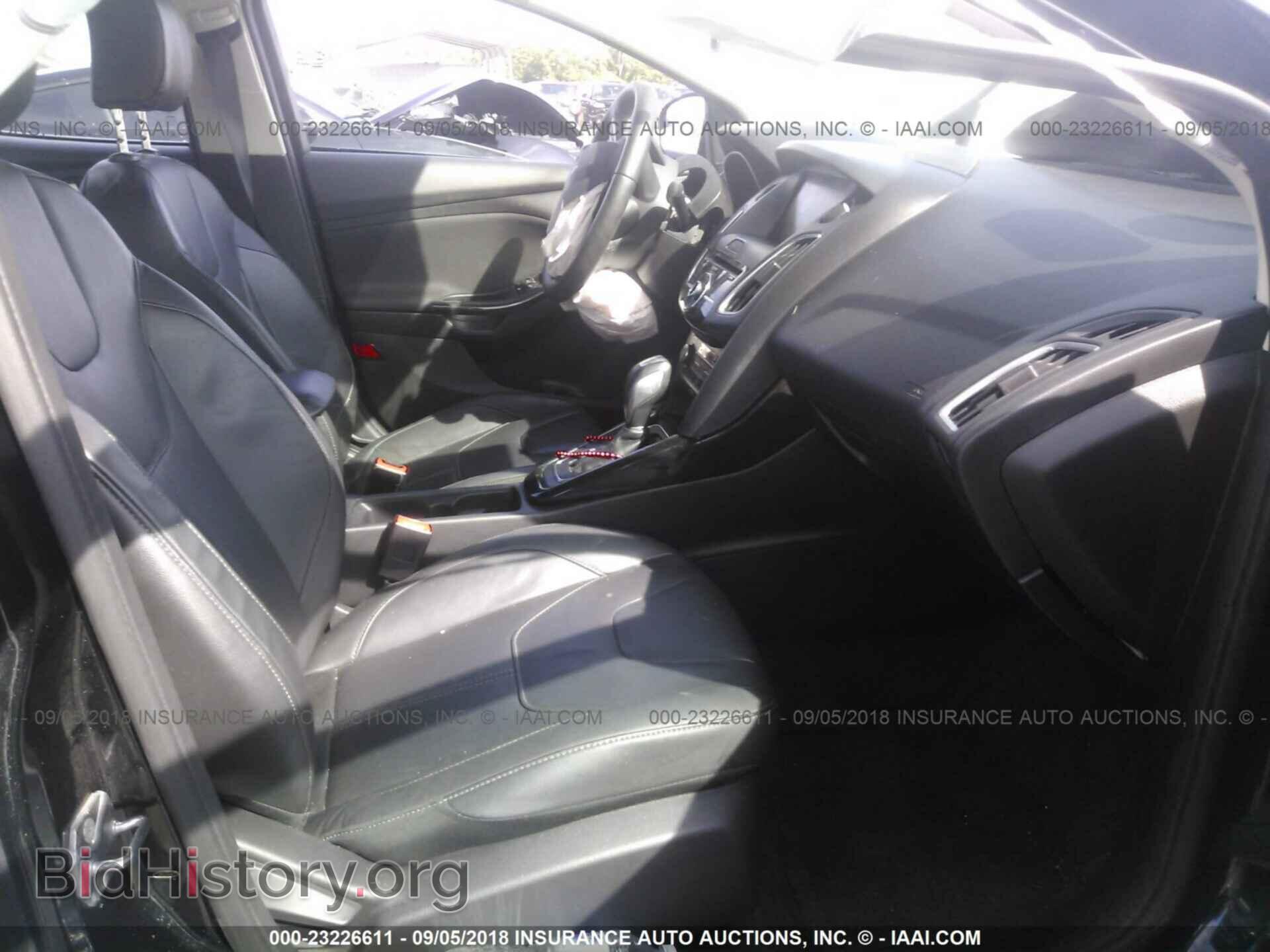 2015 Ford Focus - VIN: 1FADP3J20FL304599 - Photo 5