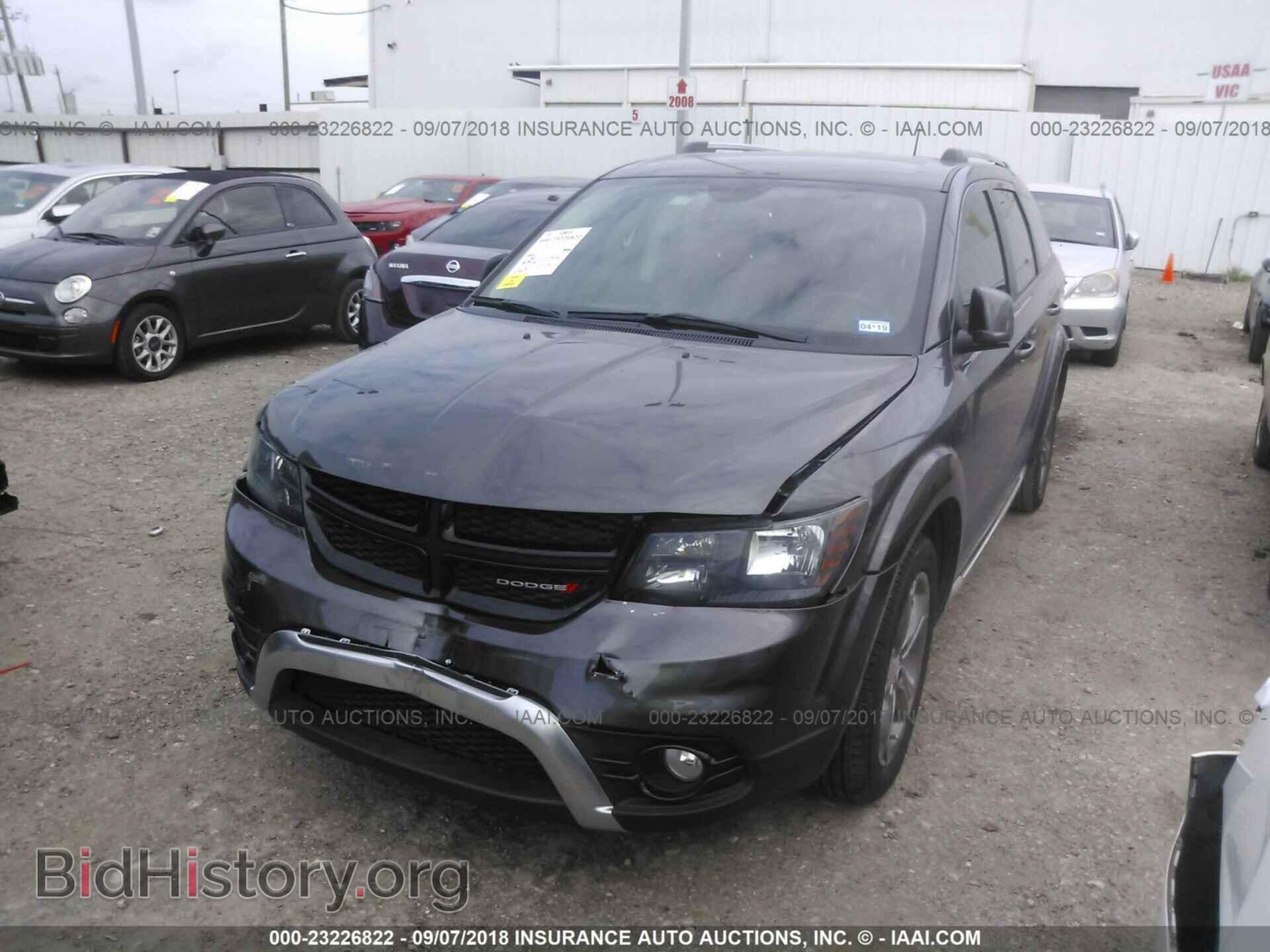 2017 Dodge Journey - VIN: 3C4PDCGB3HT524592 - Фото 2