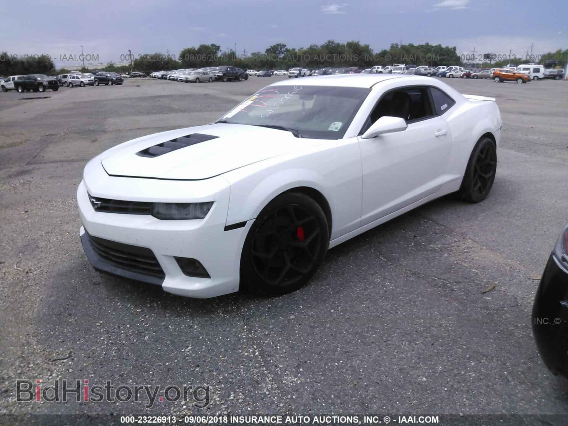 2014 Chevrolet Camaro - VIN: 2G1FK1EJ4E9127013 - Фото 2