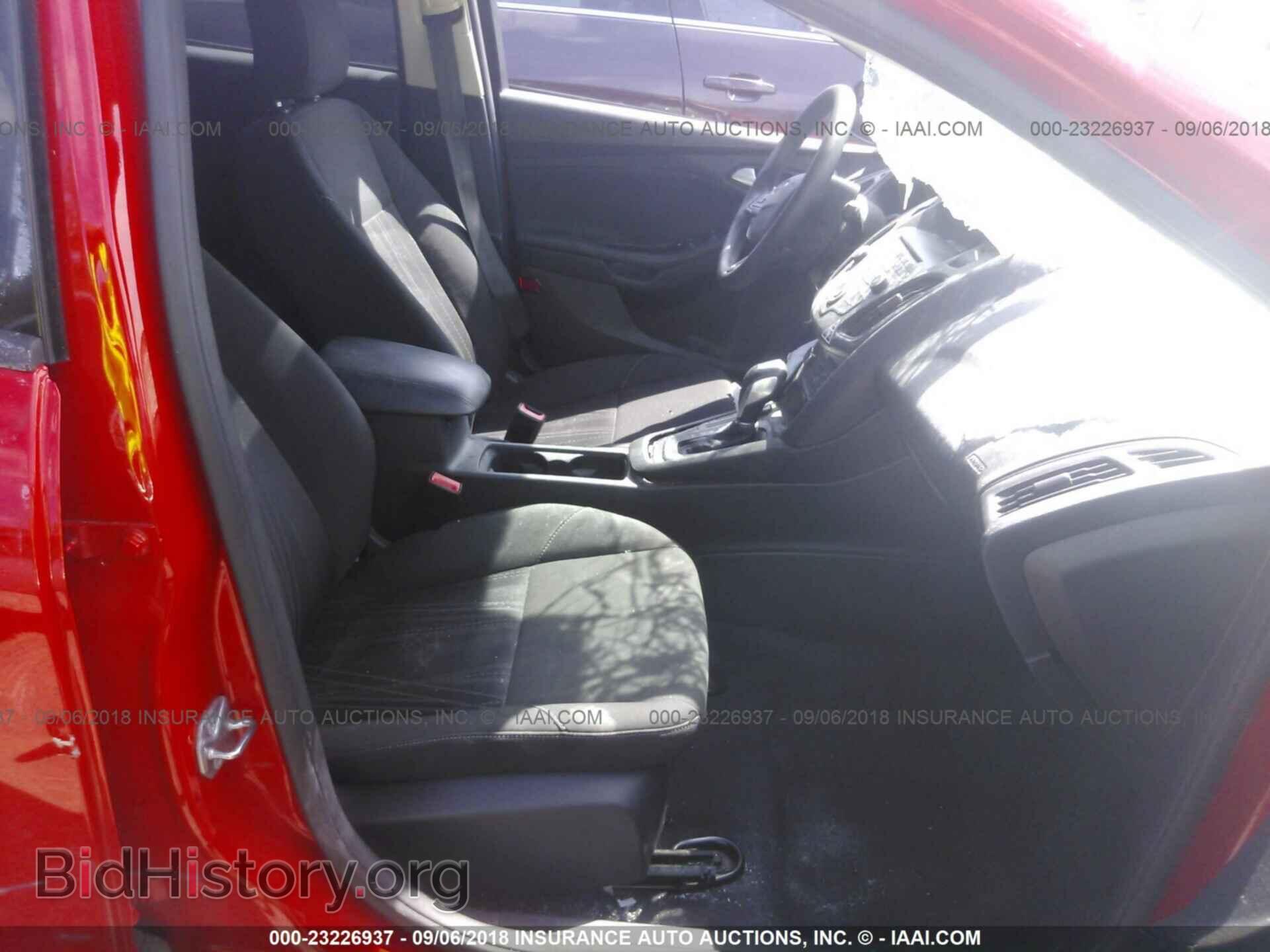 2015 Ford Focus - VIN: 1FADP3F28FL205151 - Photo 5