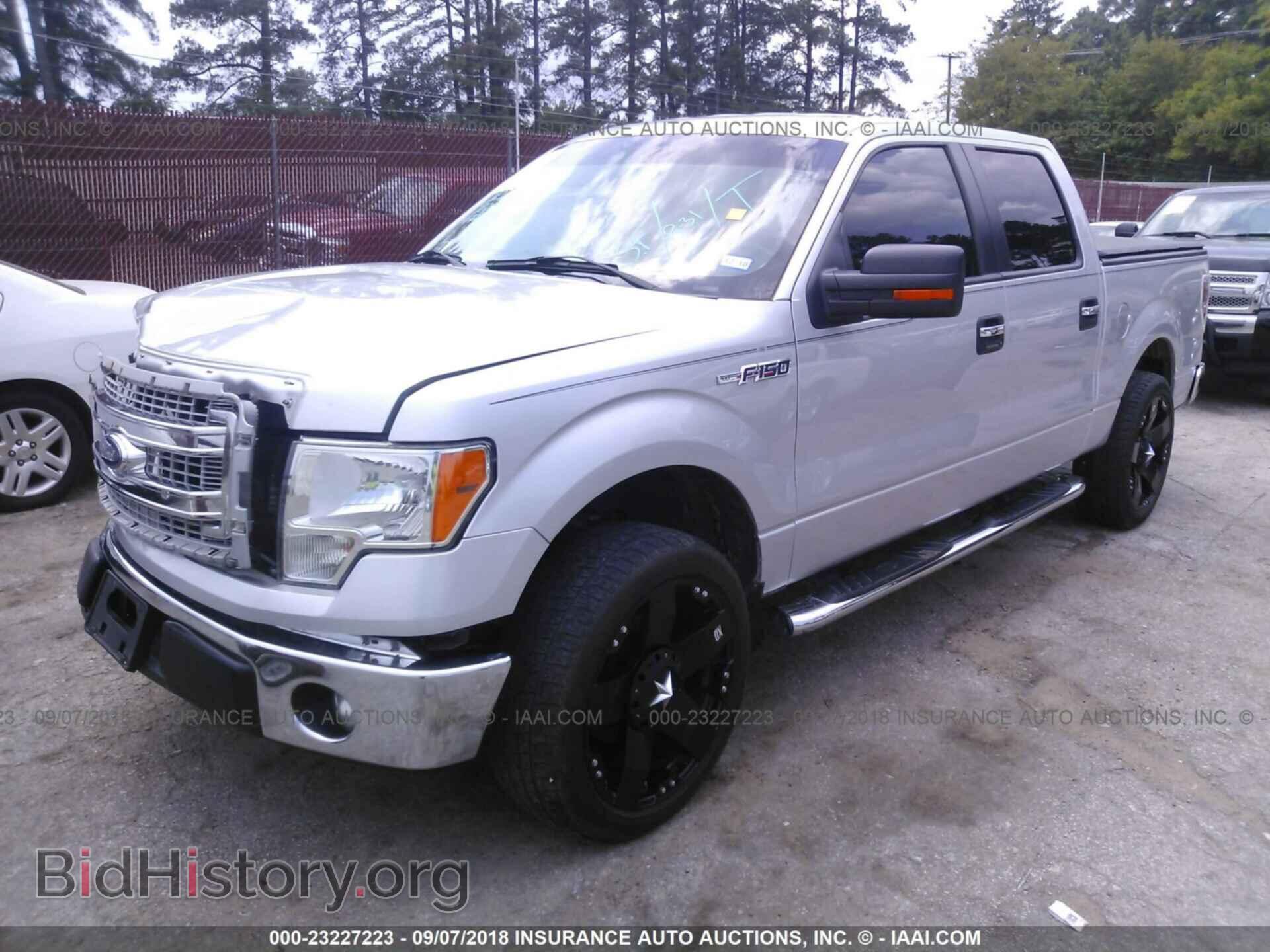 2013 Ford F150 - VIN: 1FTFW1CF0DKF65583 - Фото 2