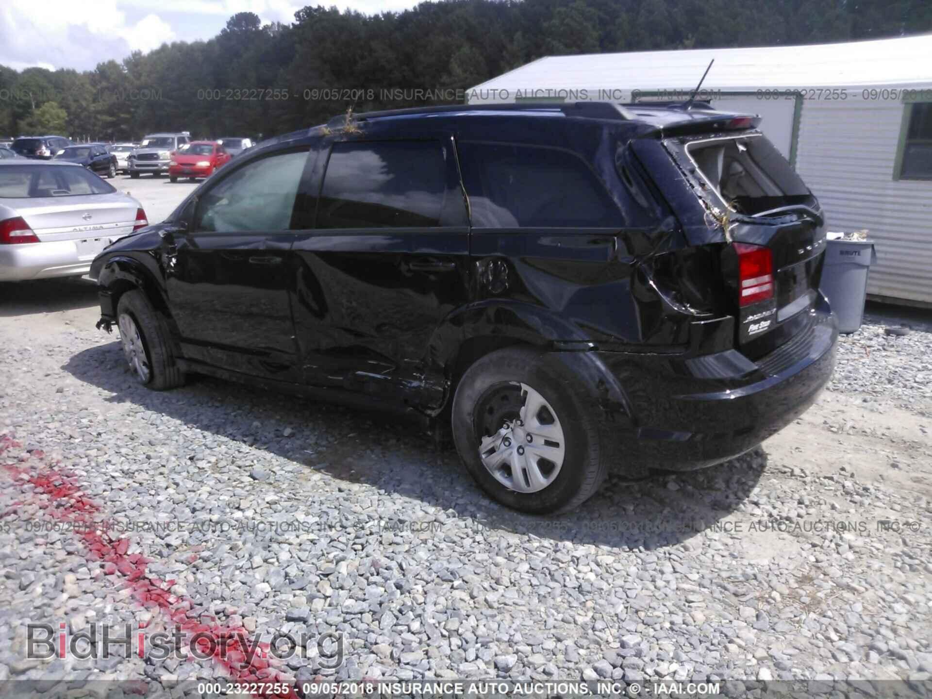2018 Dodge Journey - VIN: 3C4PDCAB3JT183127 - Фото 3
