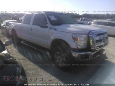 2015 Ford F250, белый — VIN 1FT7W2B61FEC75897, IAAI