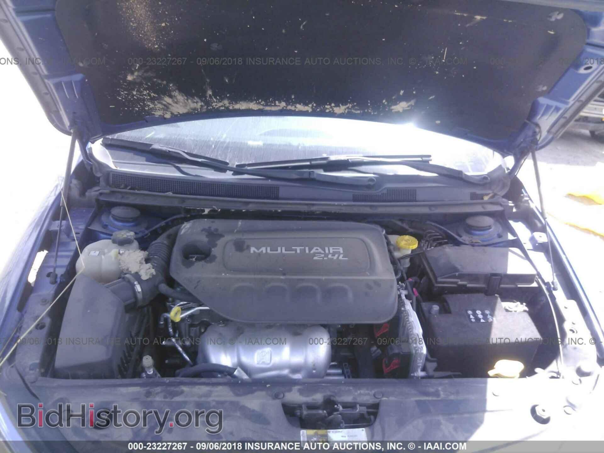 2015 Chrysler 200 - VIN: 1C3CCCAB9FN680499 - Фото 10