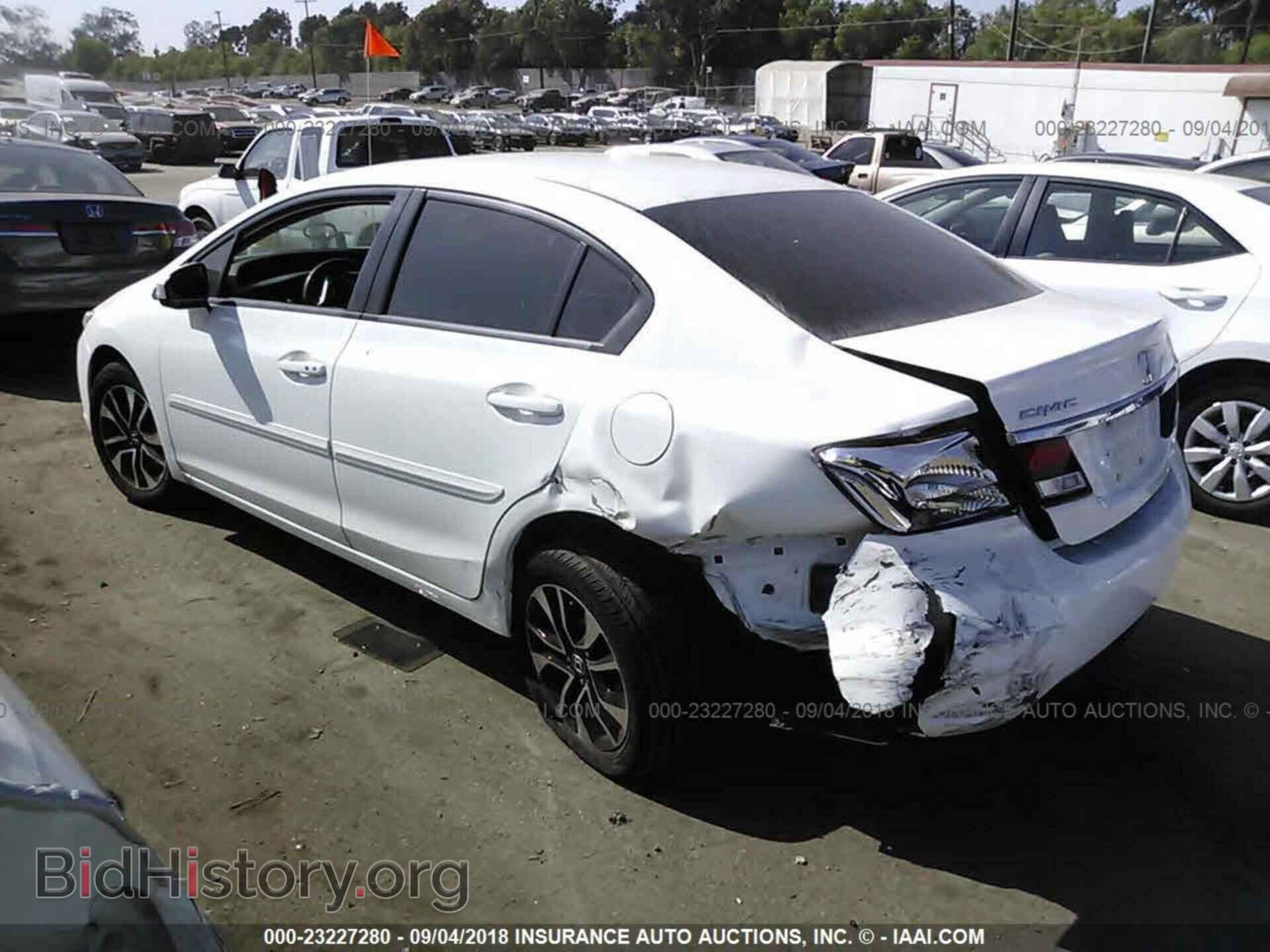 2014 Honda Civic - VIN: 19XFB2F89EE262157 - Photo 3