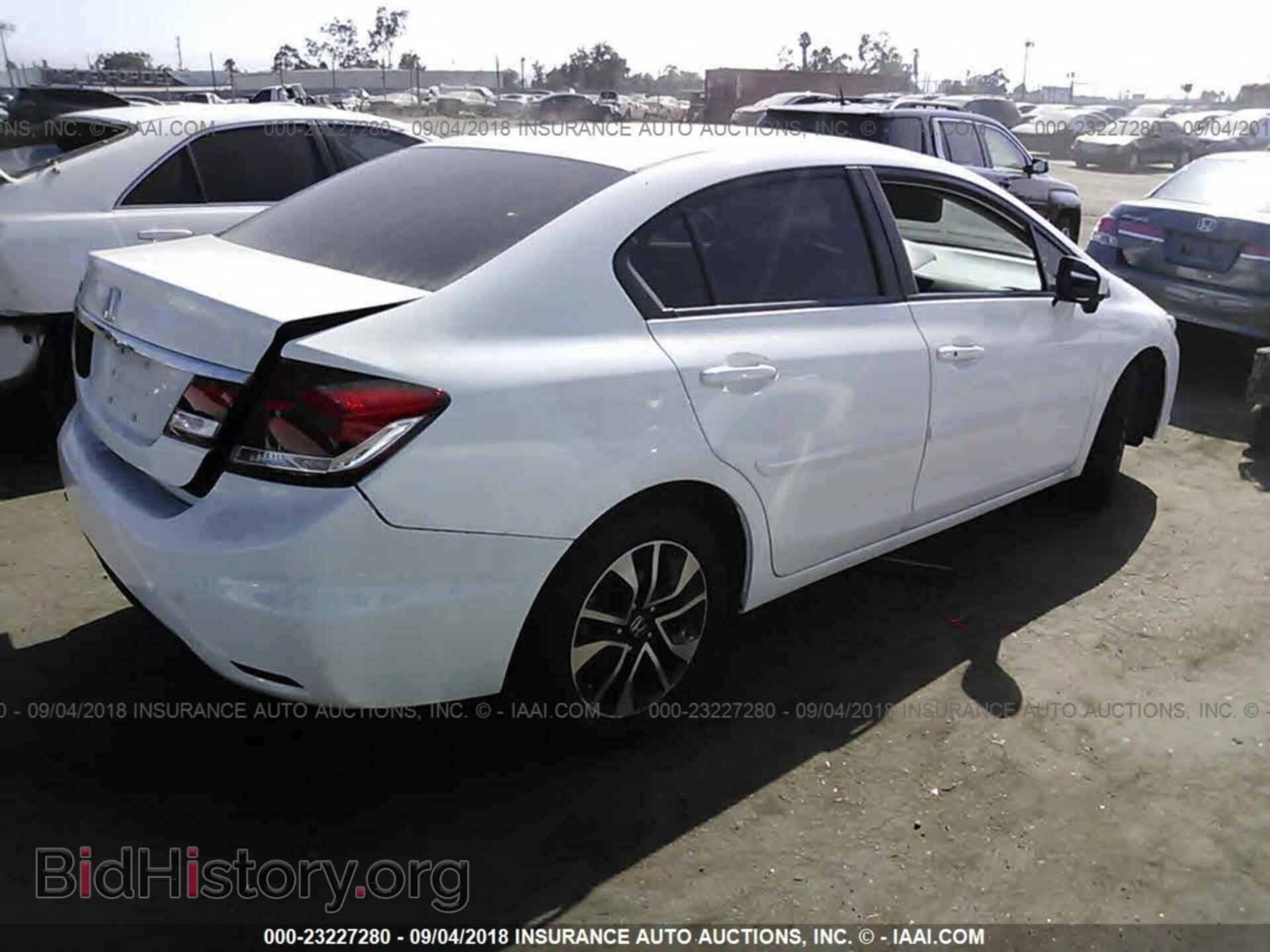 2014 Honda Civic - VIN: 19XFB2F89EE262157 - Photo 4