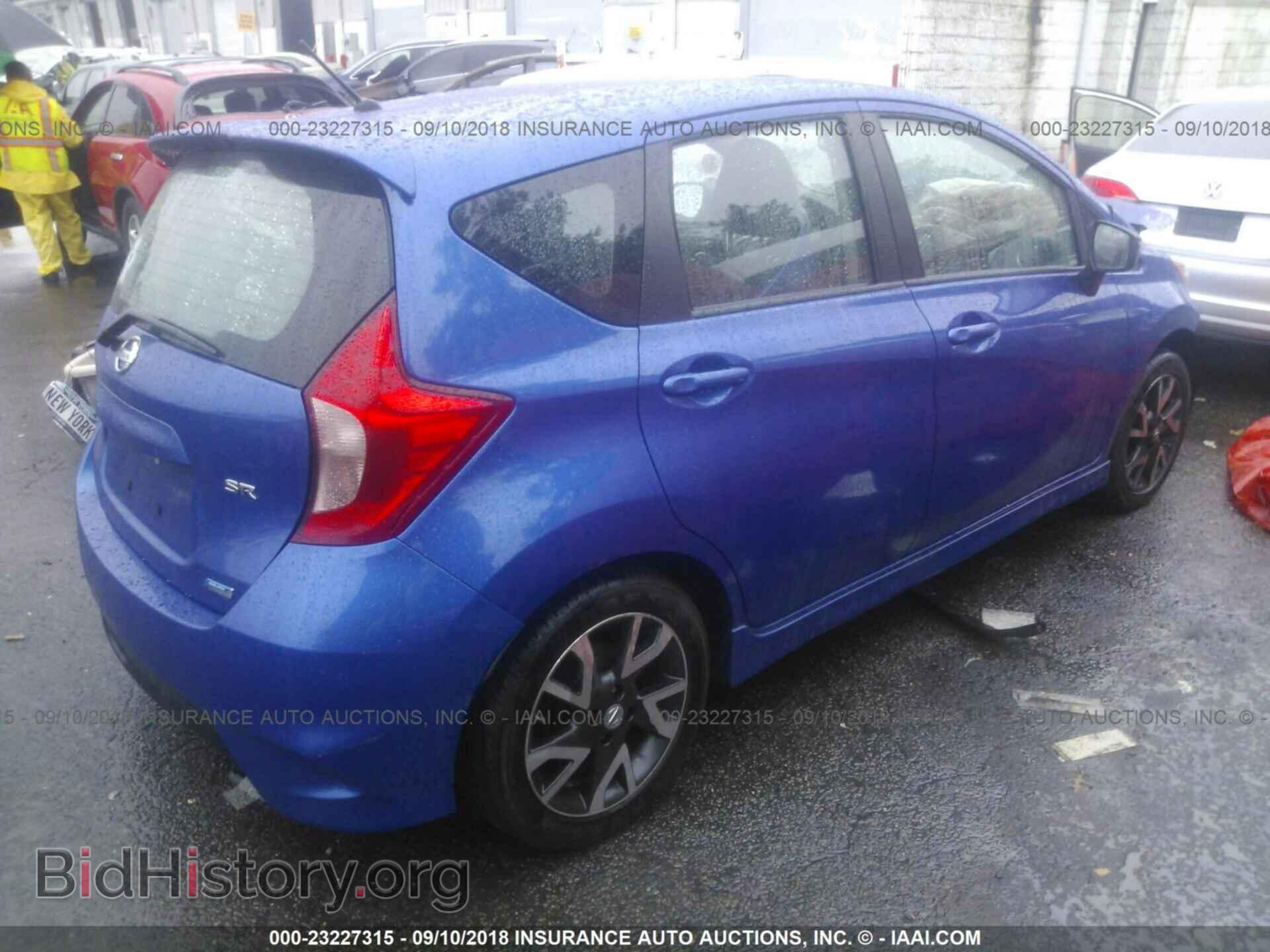 2015 Nissan Versa note - VIN: 3N1CE2CP6FL353974 - Photo 4
