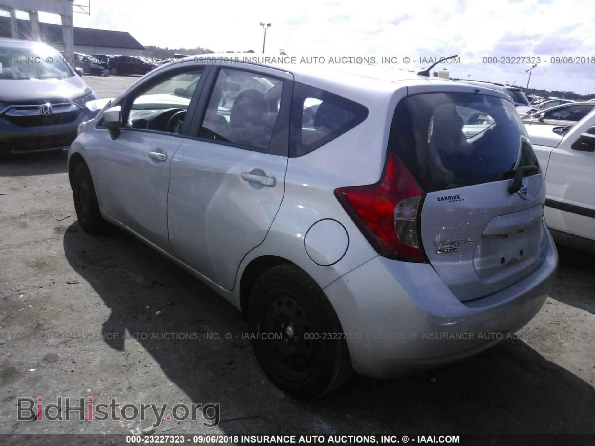 2015 Nissan Versa note - VIN: 3N1CE2CPXFL418521 - Фото 3