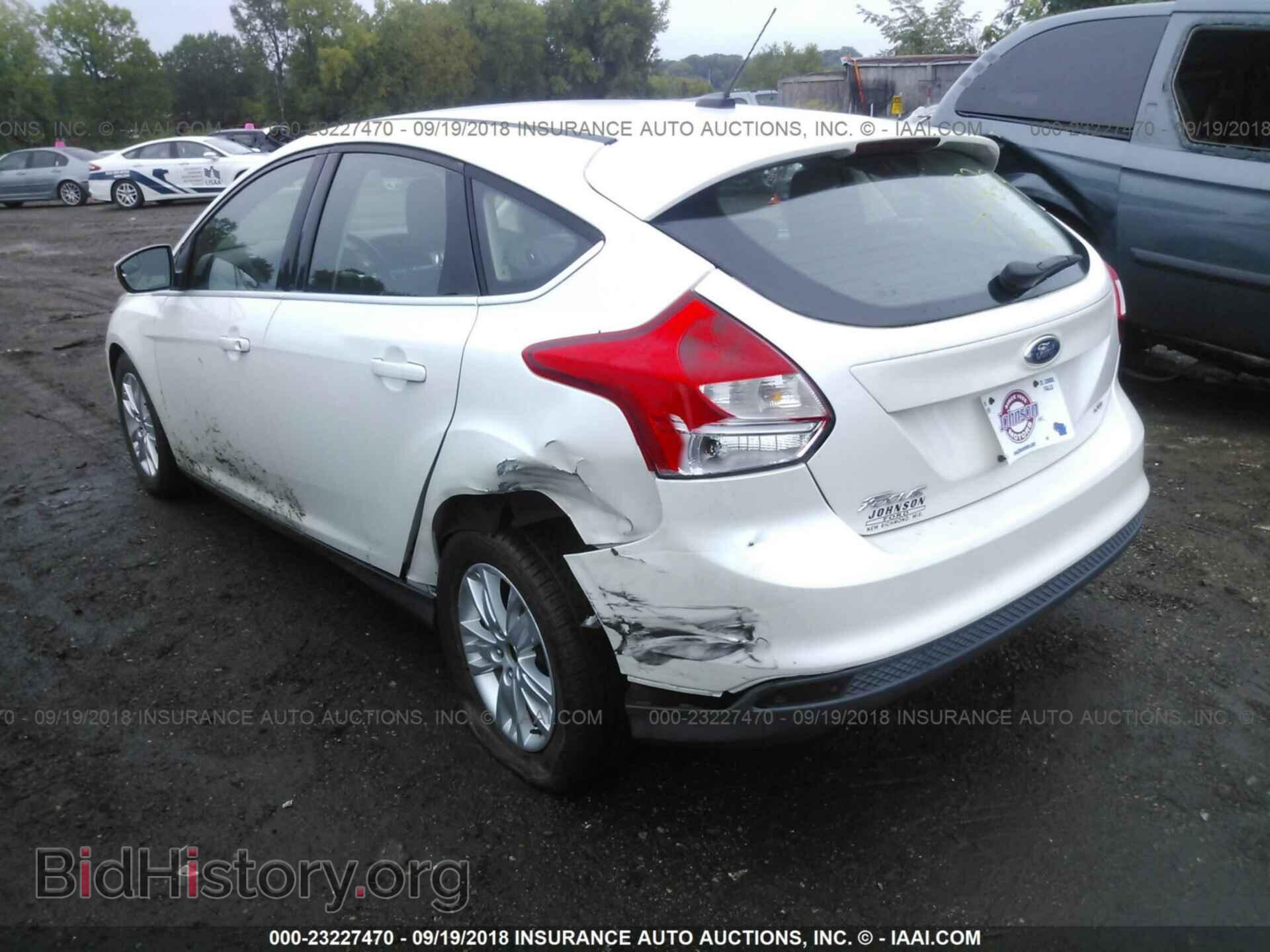 2012 Ford Focus - VIN: 1FAHP3M27CL105235 - Photo 3