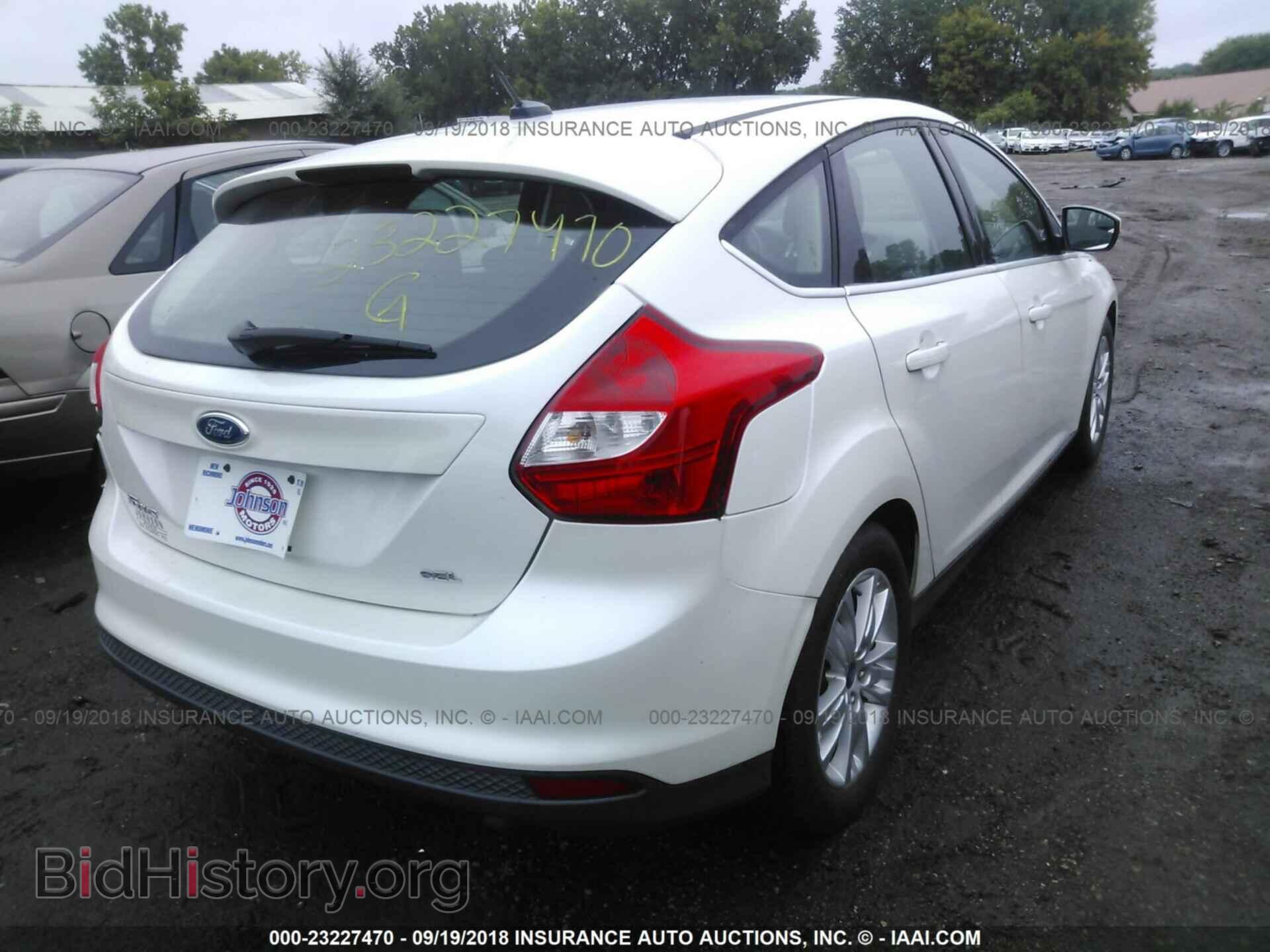 2012 Ford Focus - VIN: 1FAHP3M27CL105235 - Photo 4