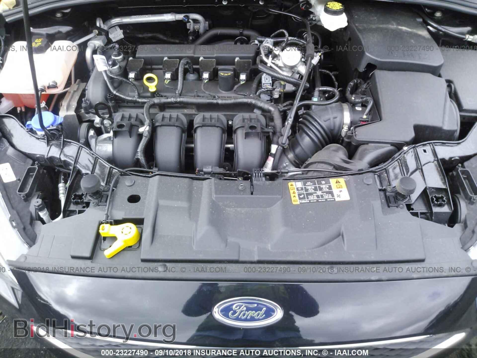 2017 Ford Focus - VIN: 1FADP3M23HL323064 - Фото 10
