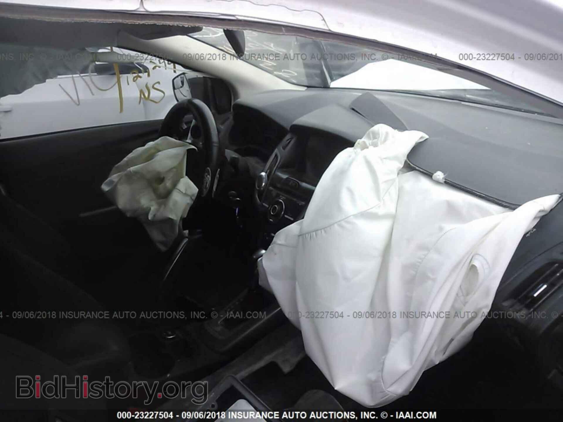 2012 Ford Focus - VIN: 1FAHP3H27CL209248 - Photo 5