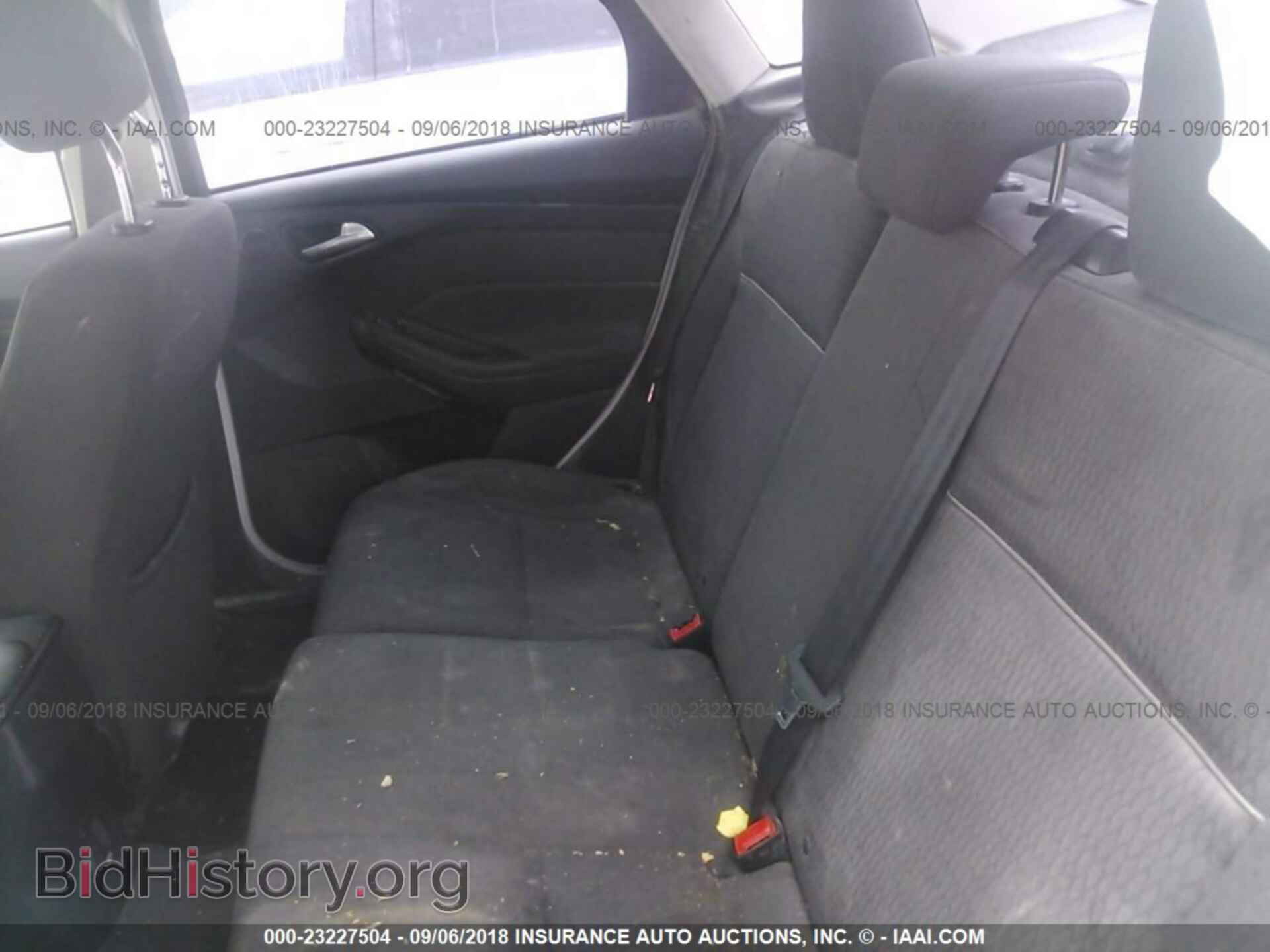 2012 Ford Focus - VIN: 1FAHP3H27CL209248 - Photo 8