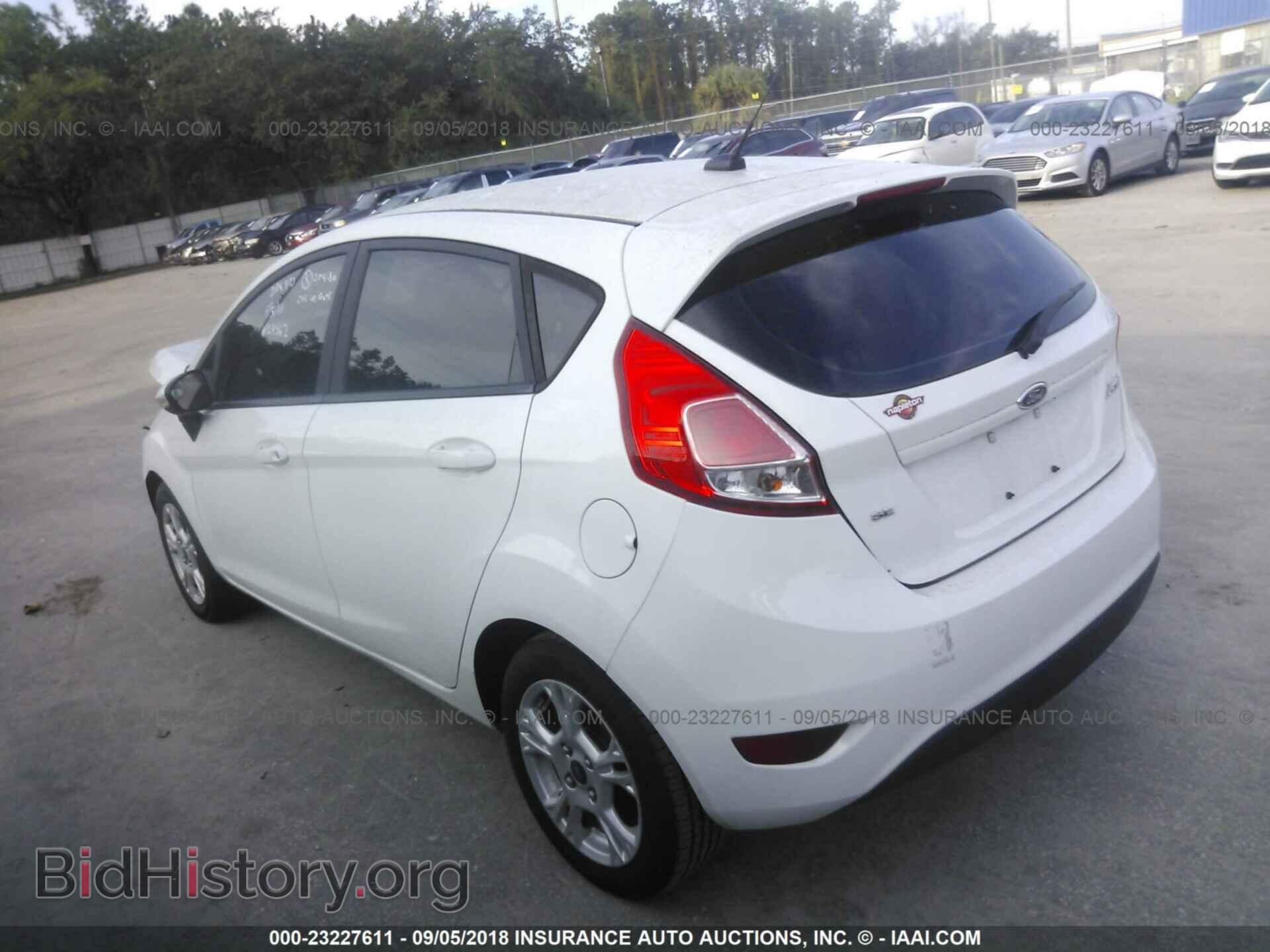 2015 Ford Fiesta - VIN: 3FADP4EJ1FM216117 - Фото 3